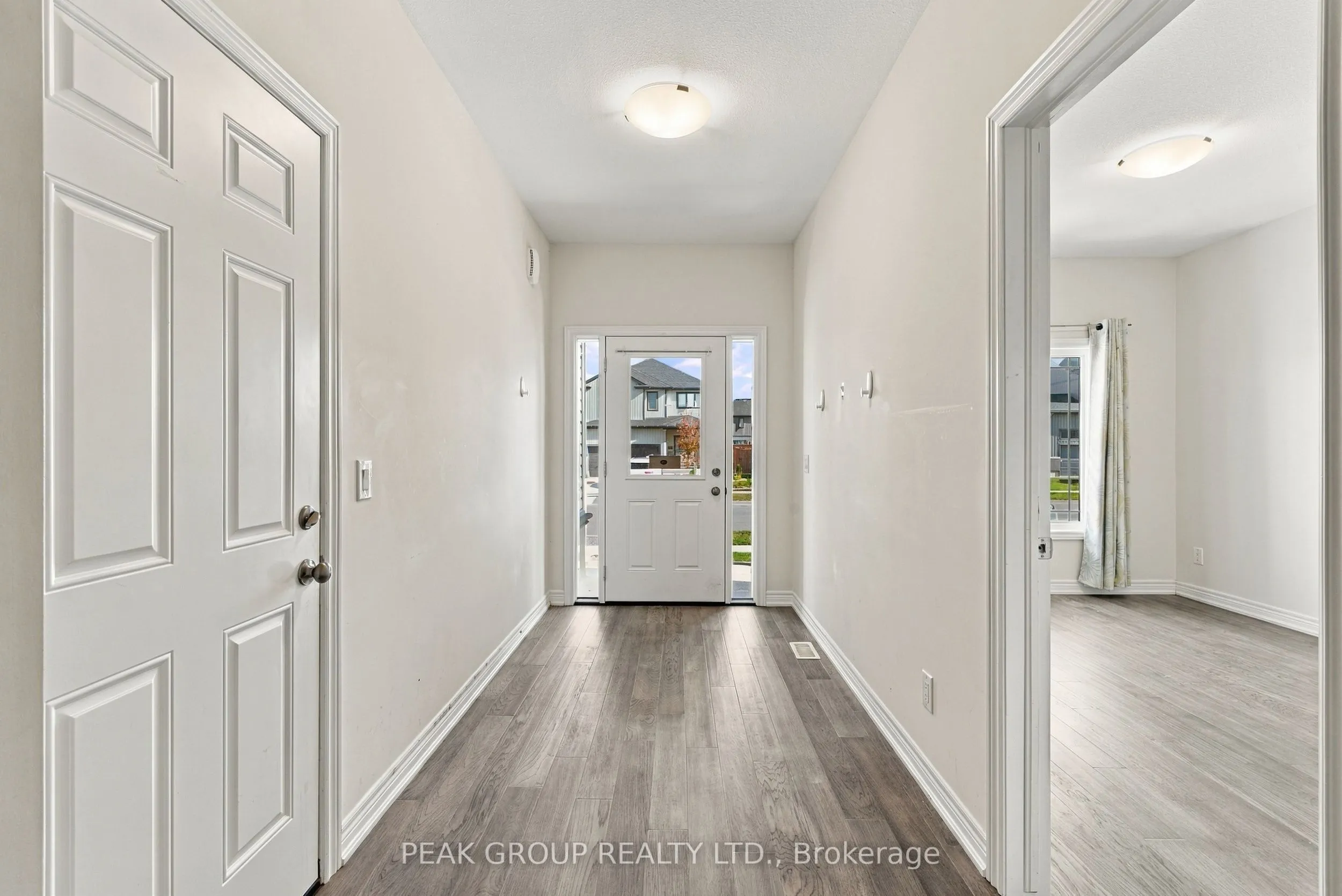 21 Barker Parkway