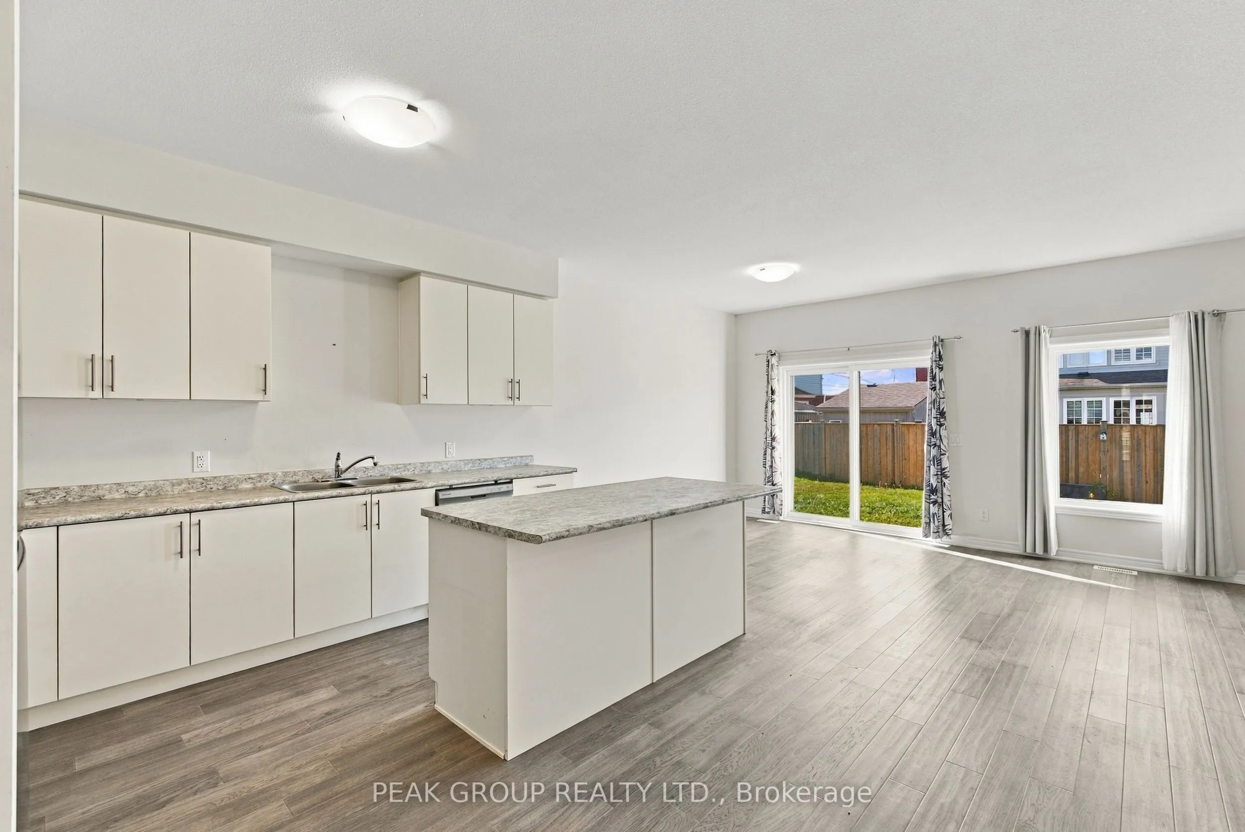 21 Barker Parkway