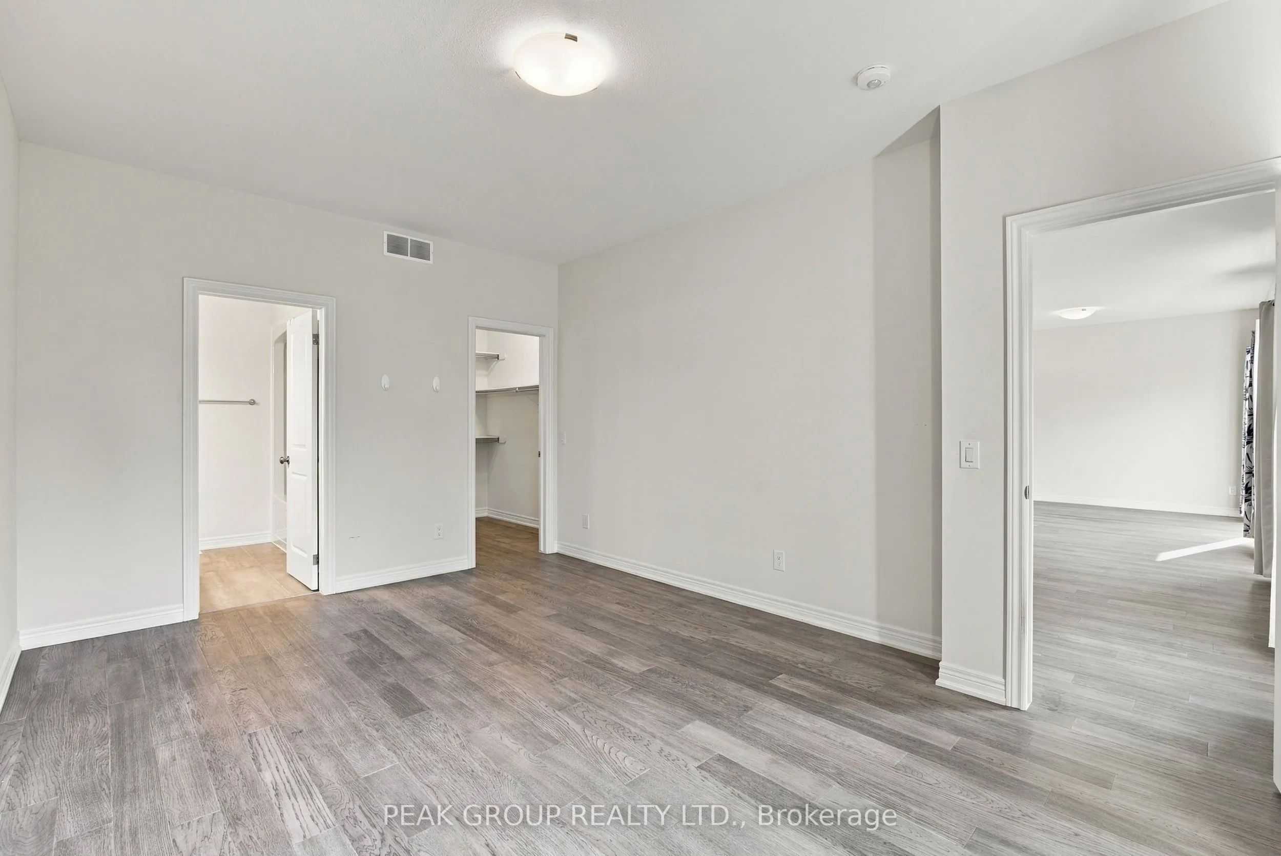 21 Barker Parkway