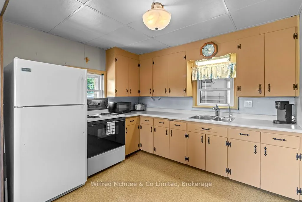 242287 CONCESSION 16 Road