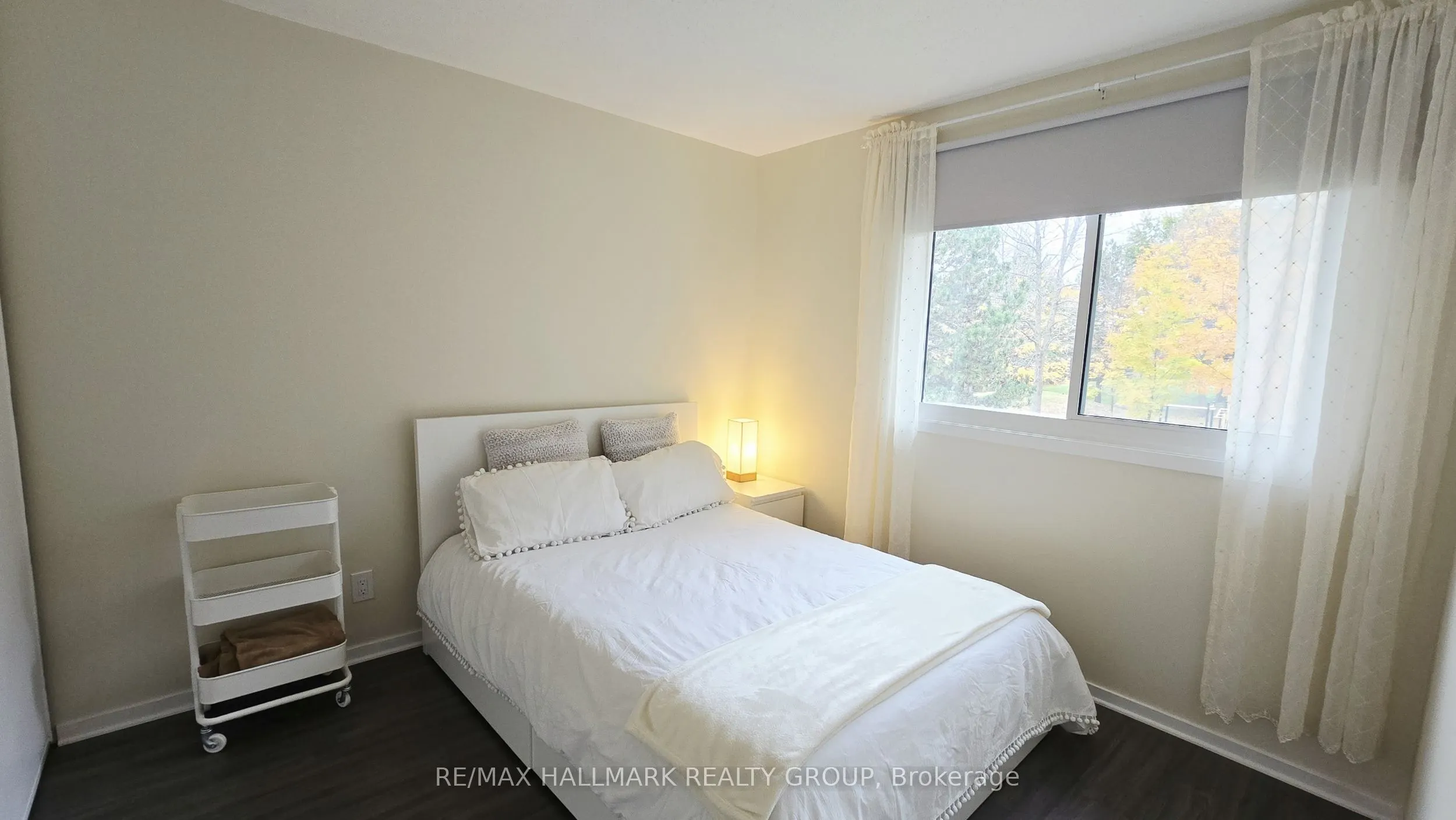40 Huntsman Crescent
