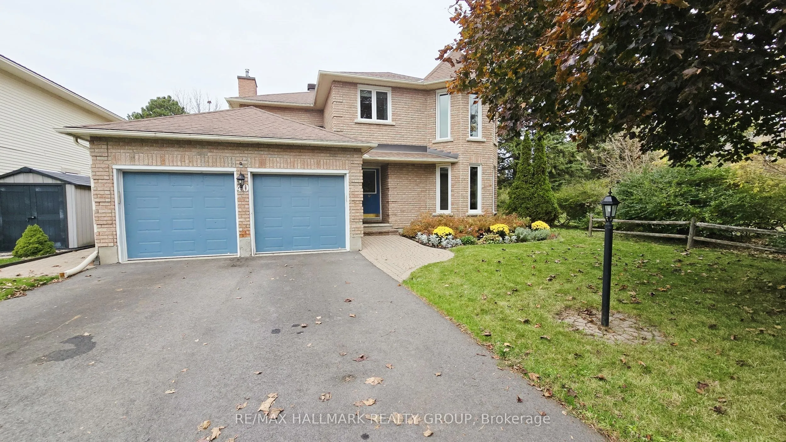 40 Huntsman Crescent