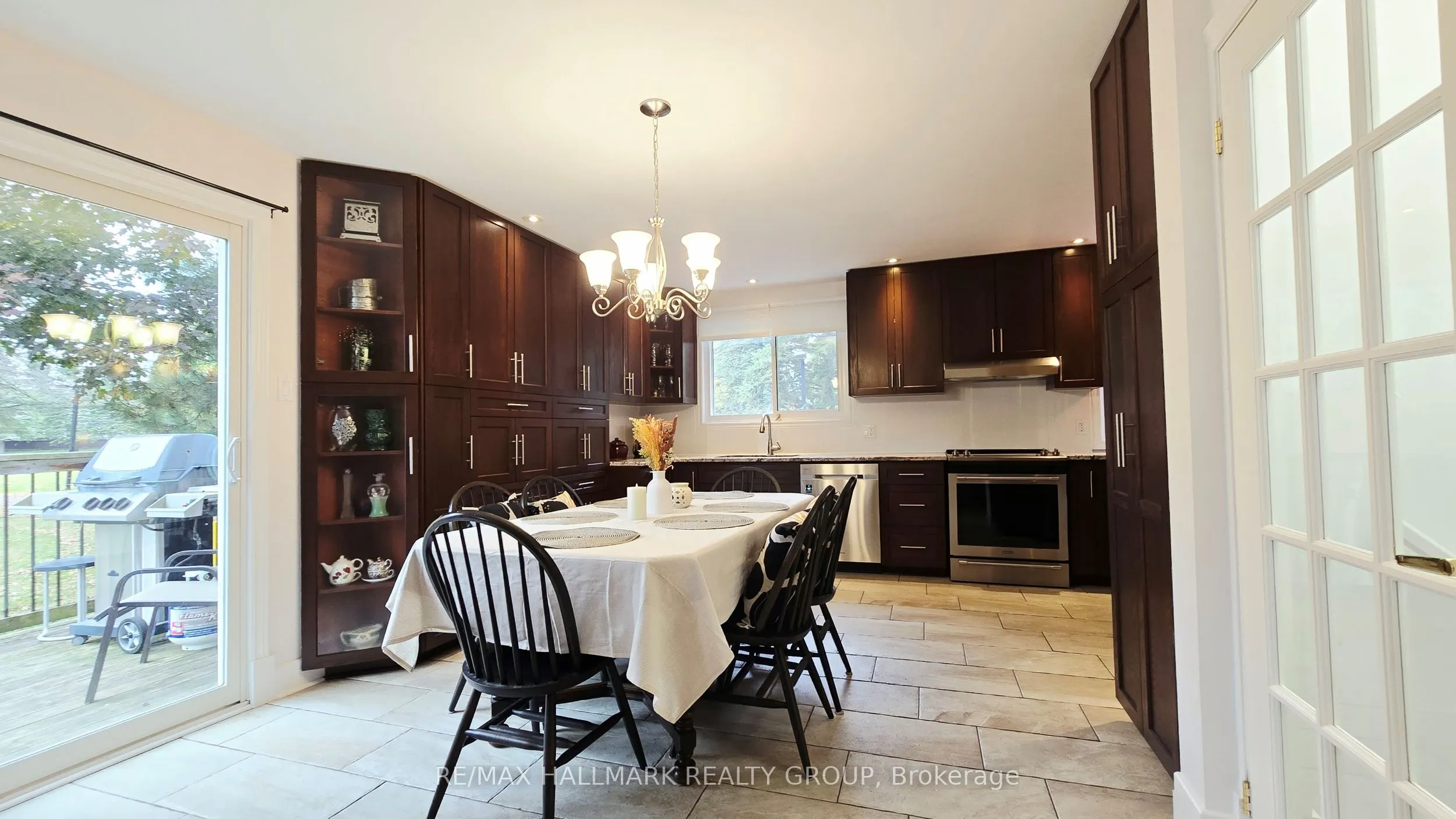 40 Huntsman Crescent