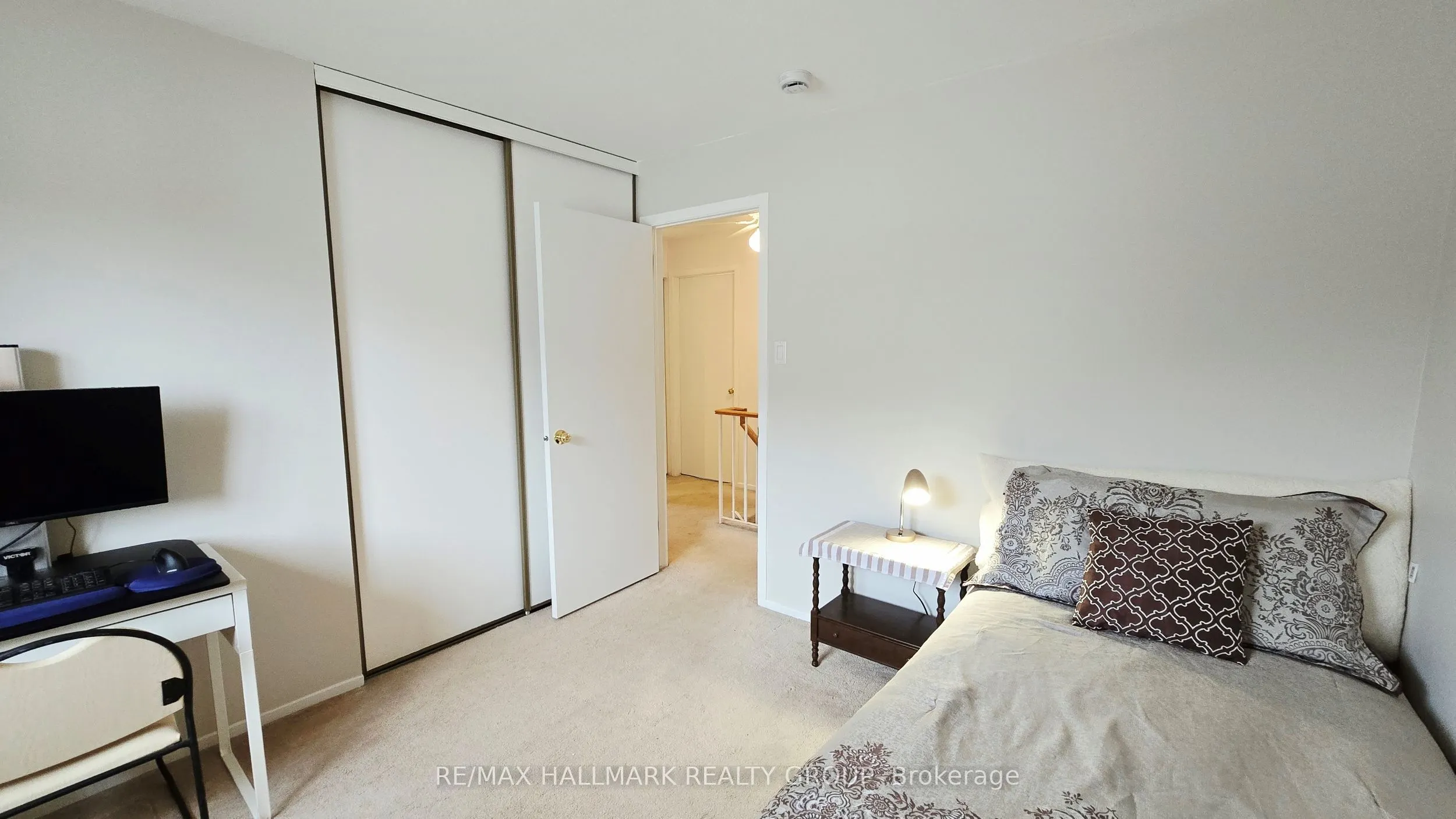 40 Huntsman Crescent