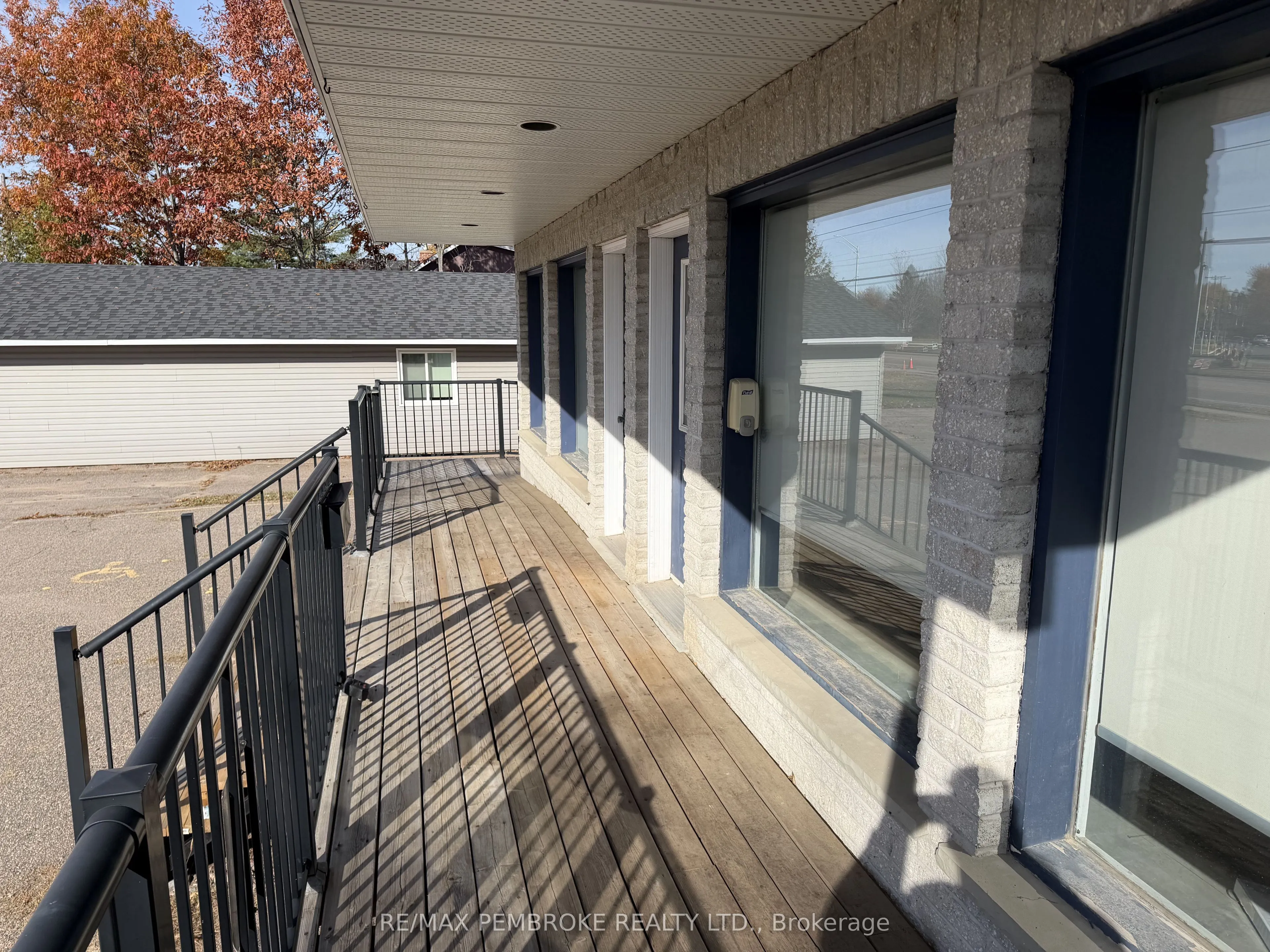 3261 Petawawa Boulevard
