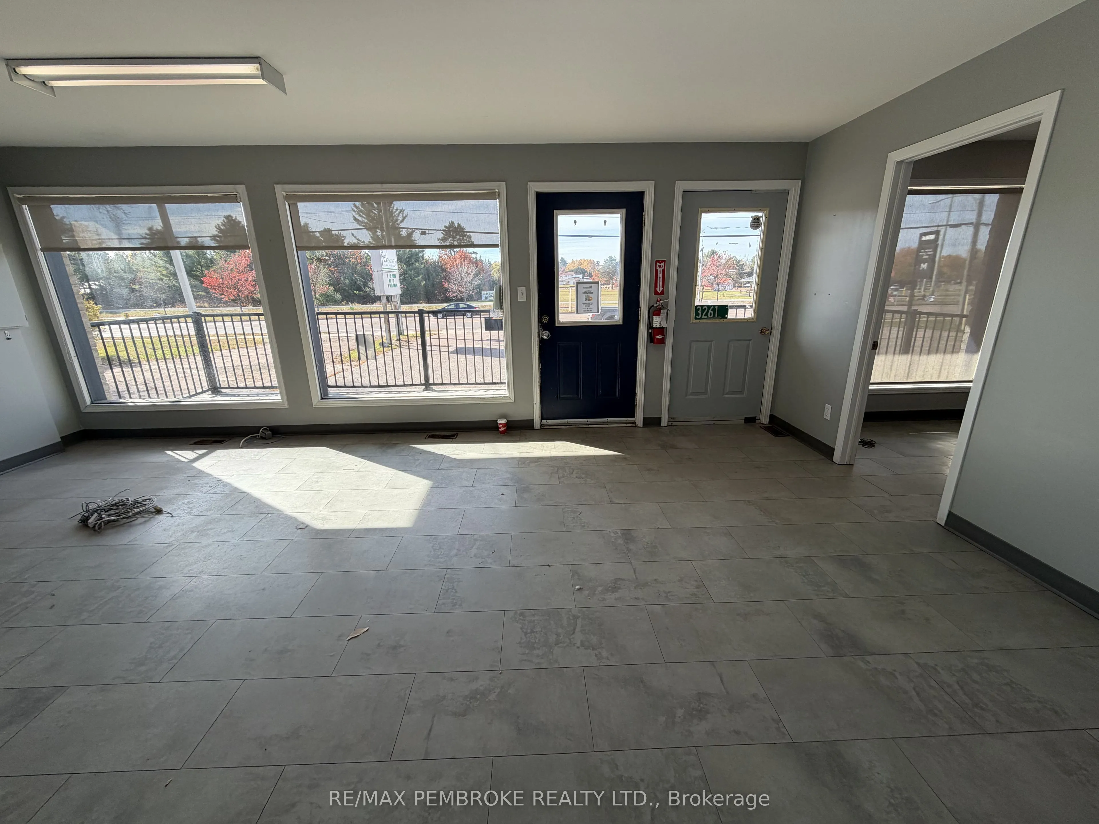 3261 Petawawa Boulevard