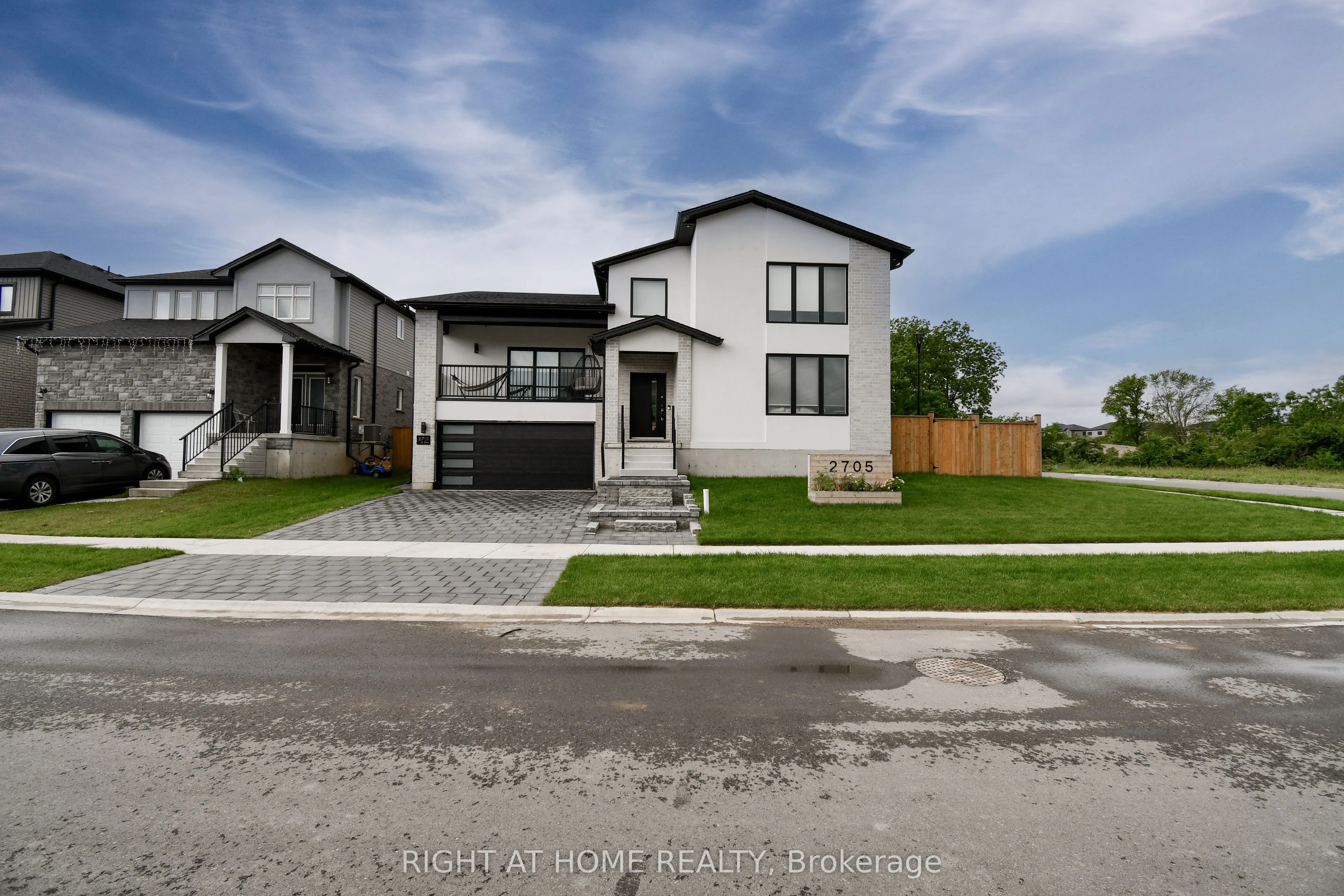2705 Oriole Drive