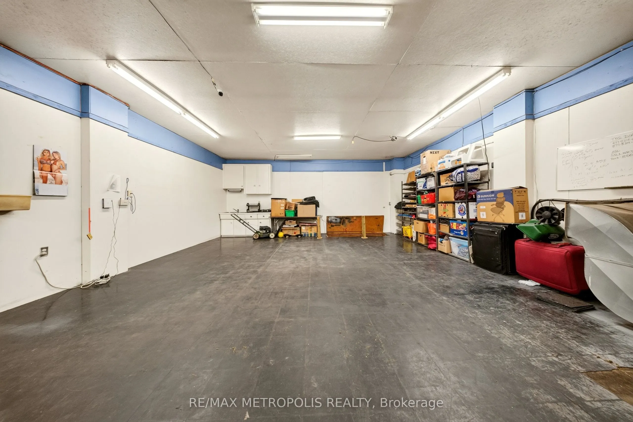 358-374 Shepherd Street W