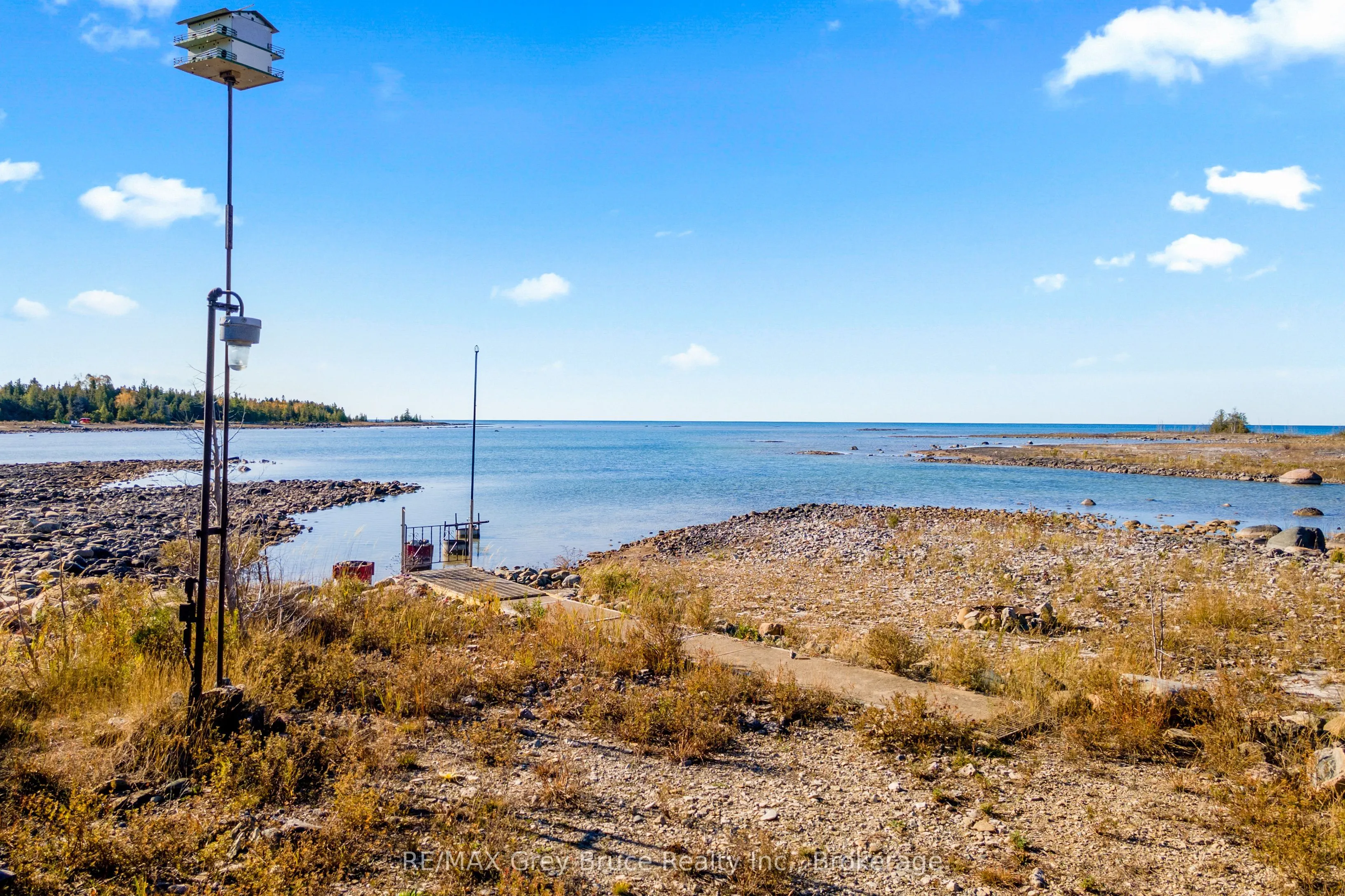 948 Dorcas Bay Road