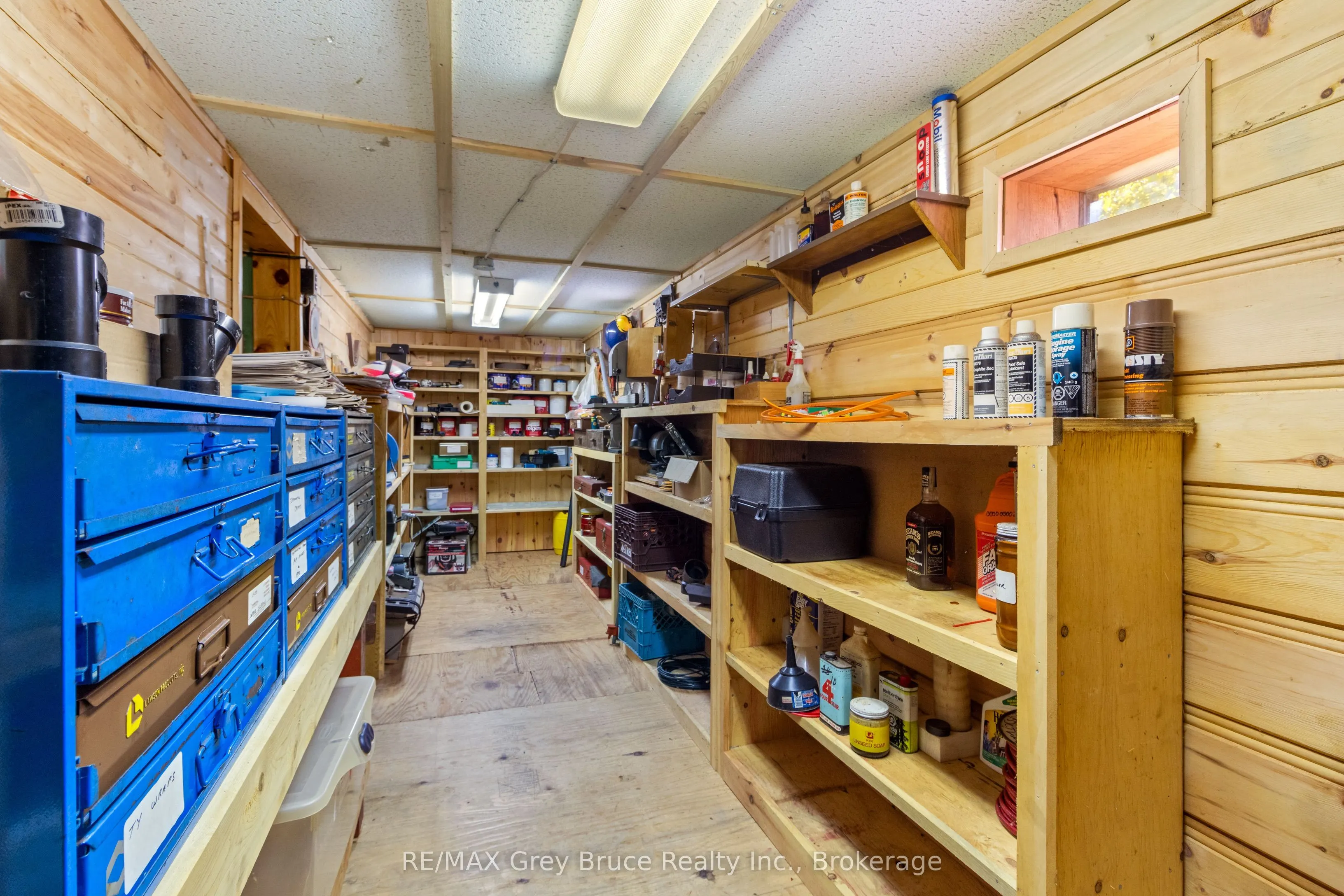 948 Dorcas Bay Road