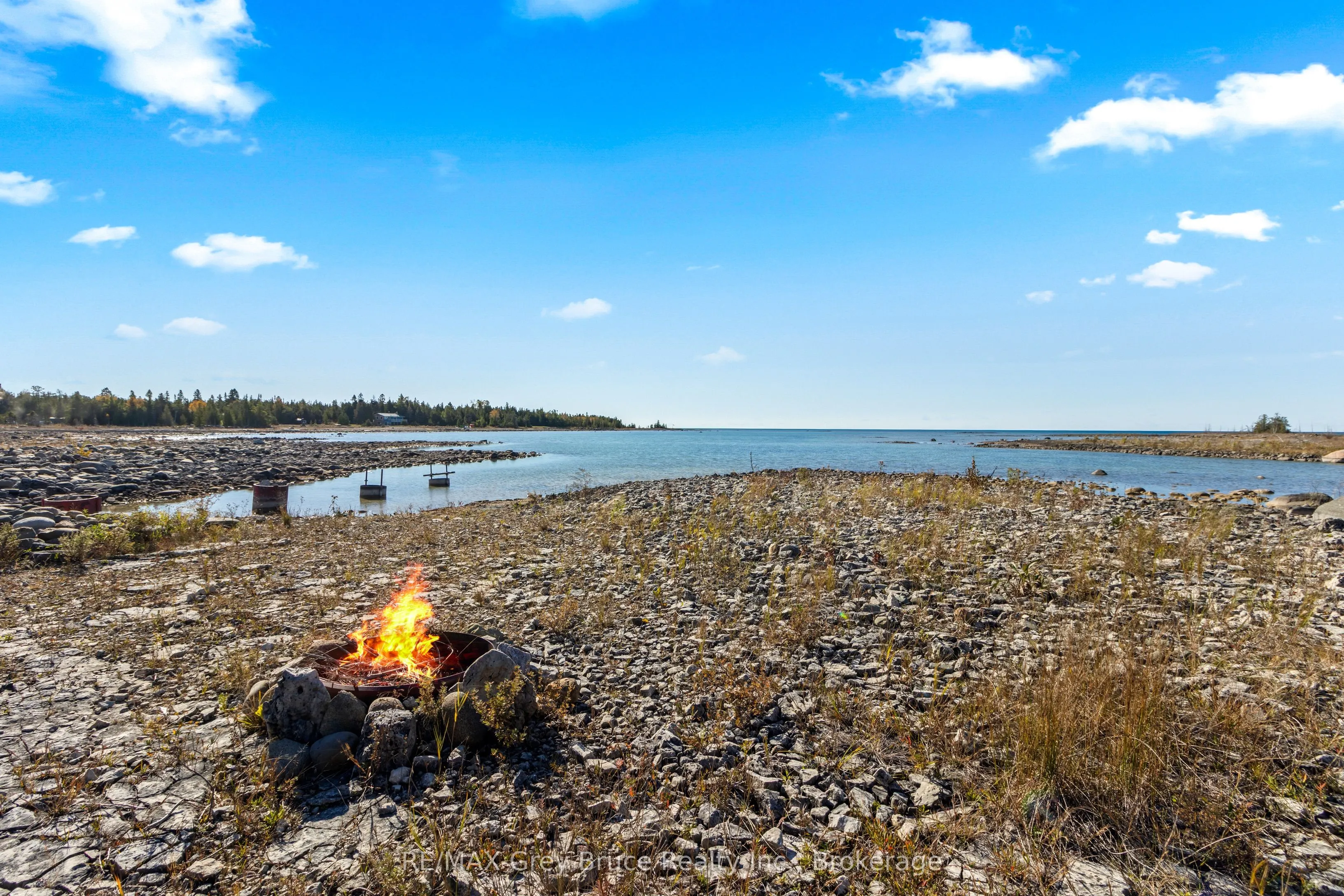 948 Dorcas Bay Road