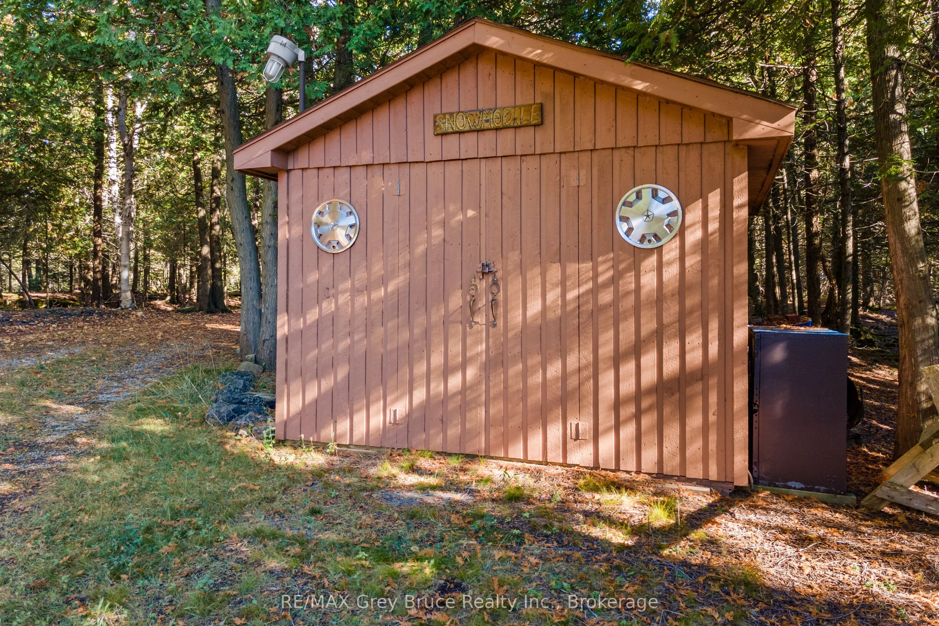 948 Dorcas Bay Road