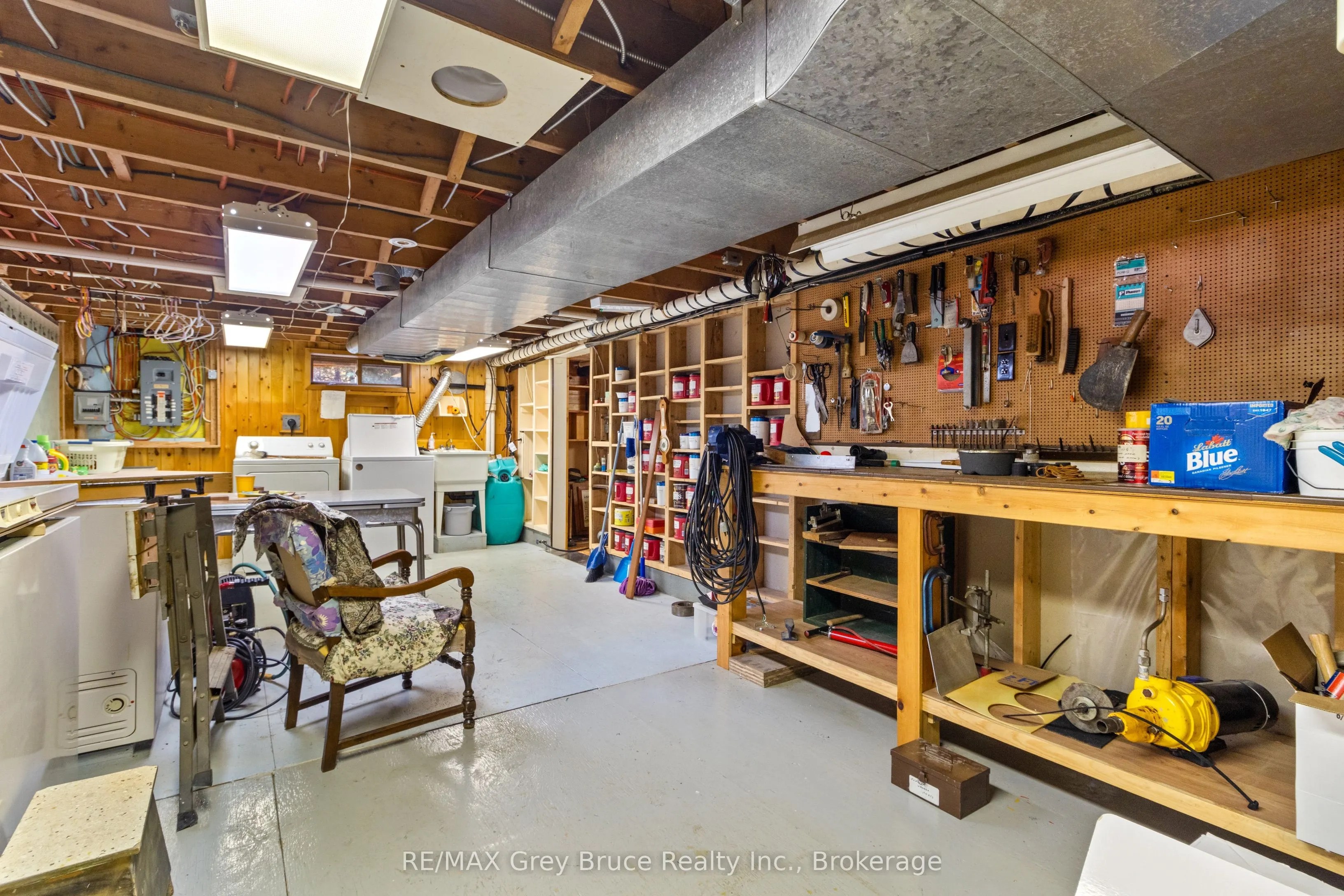 948 Dorcas Bay Road