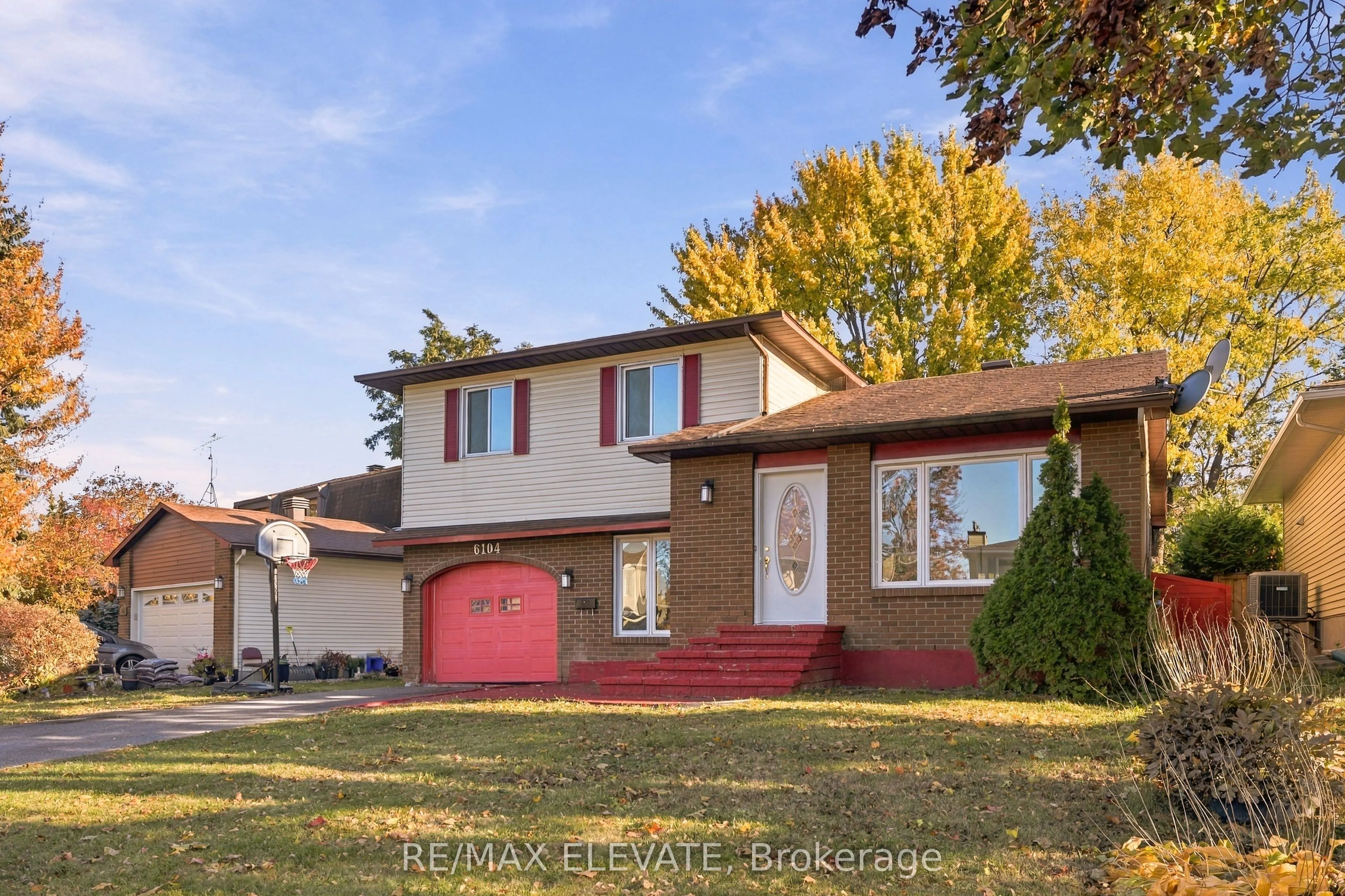 6104 Vineyard Drive