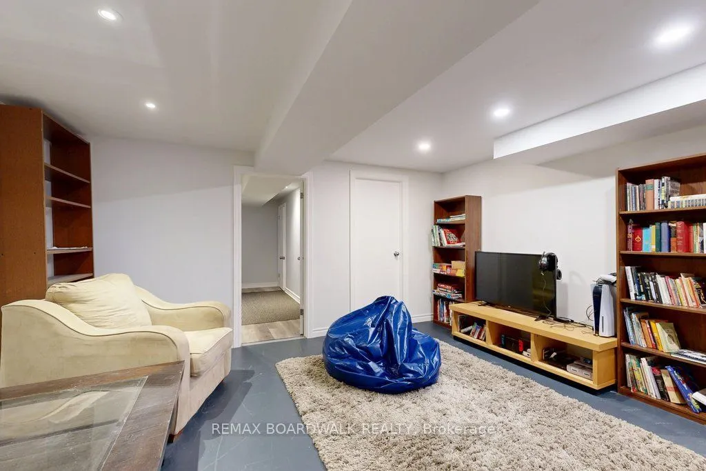 29 Southpark Drive