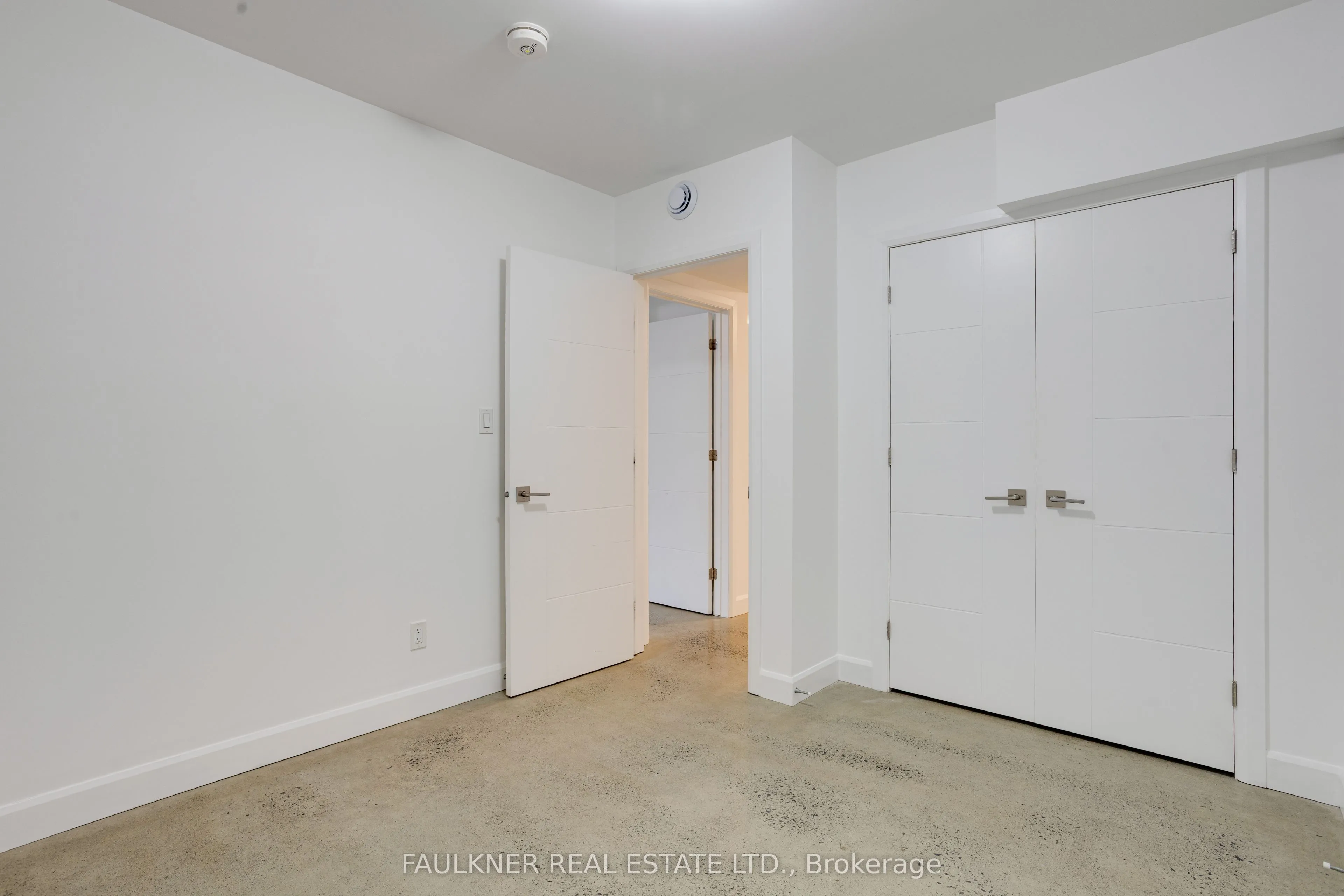 143 Columbus Avenue #B