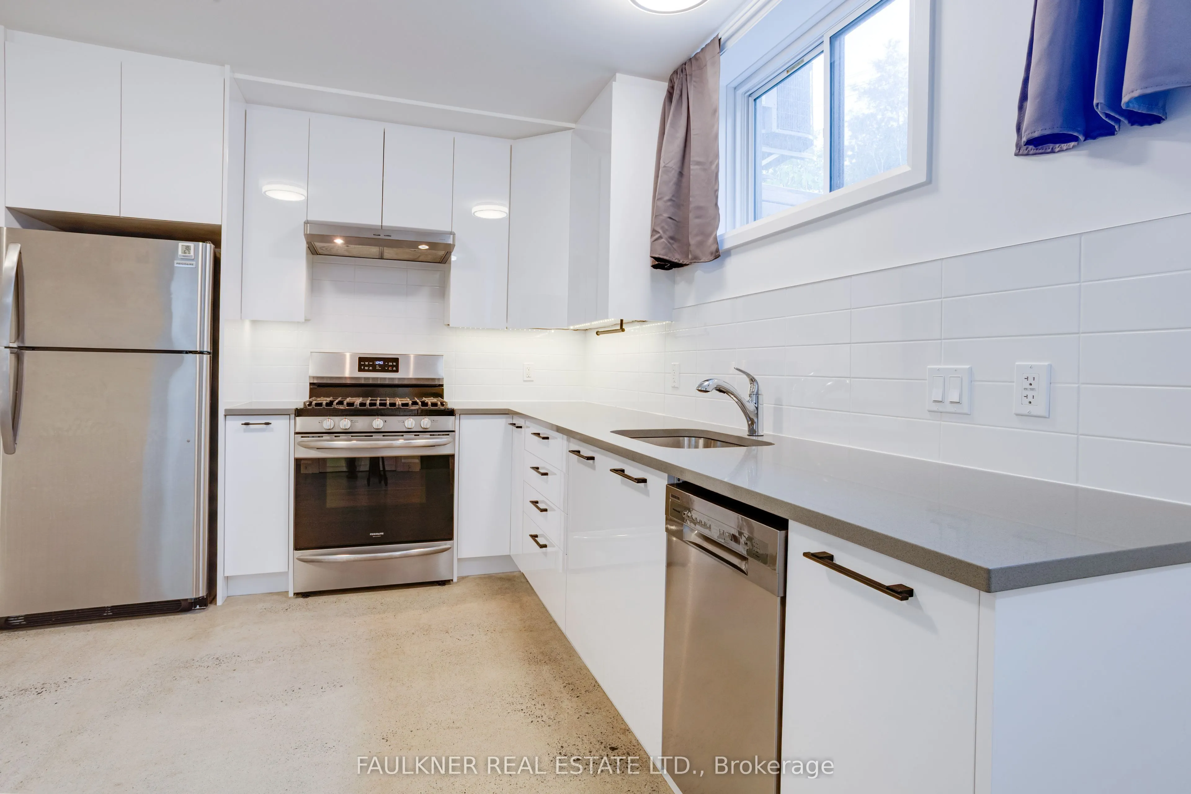 143 Columbus Avenue #B