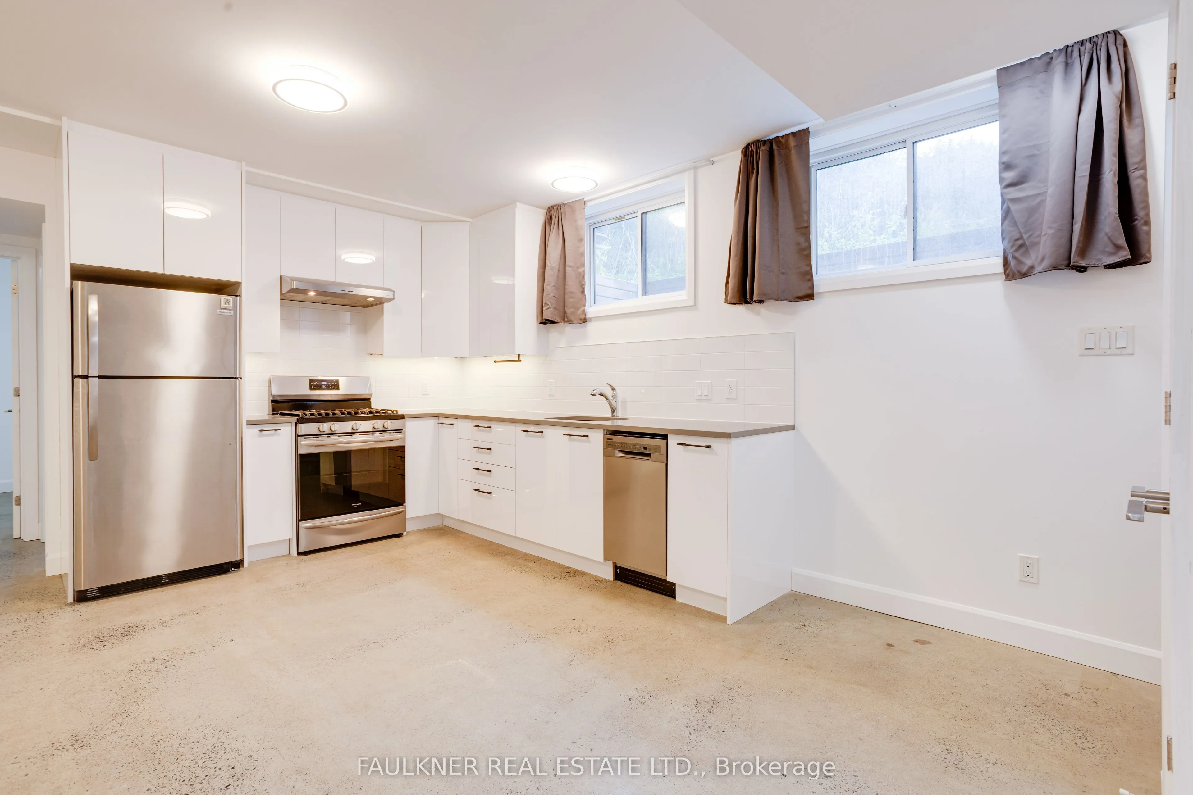 143 Columbus Avenue #B