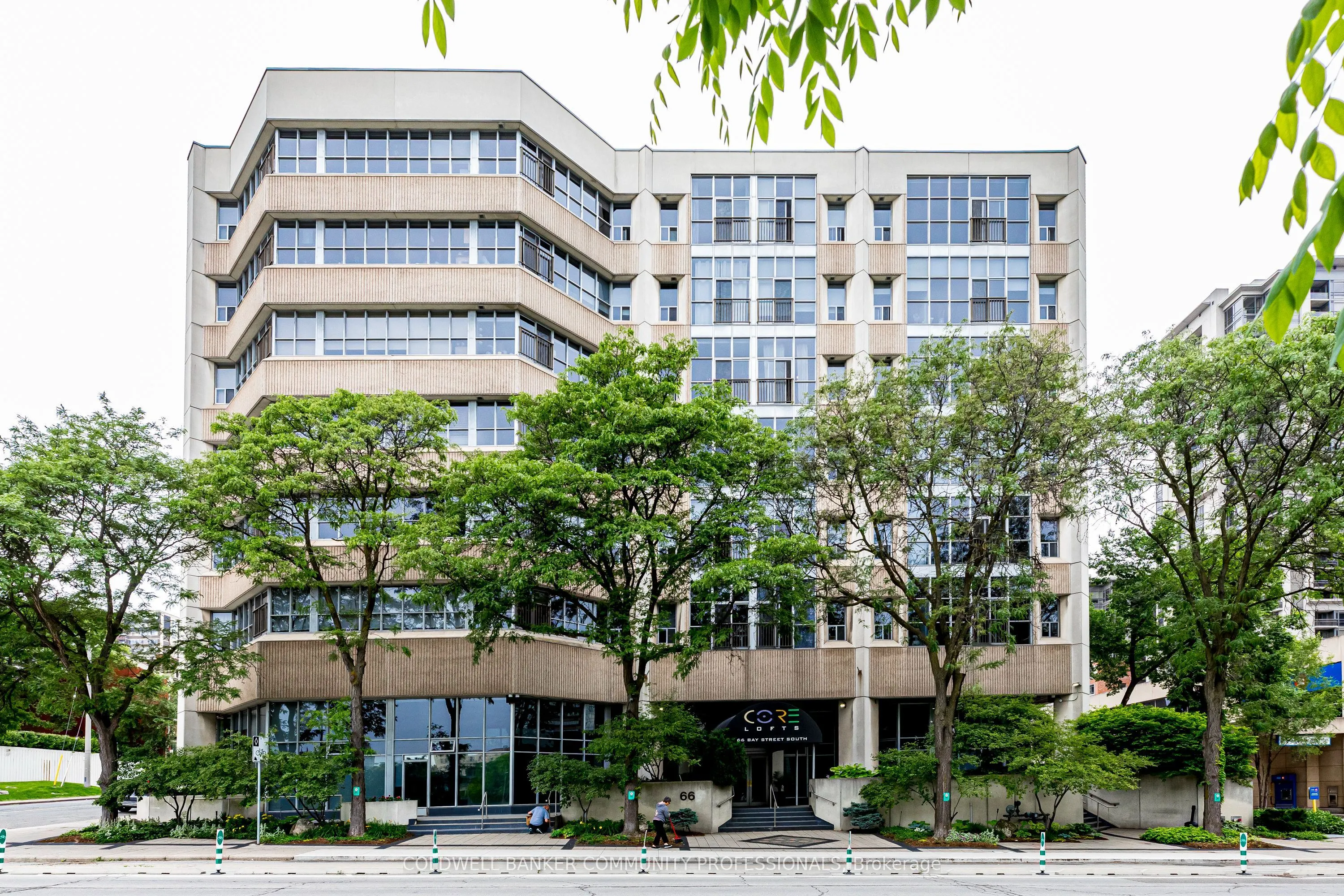 66 Bay Street S #410