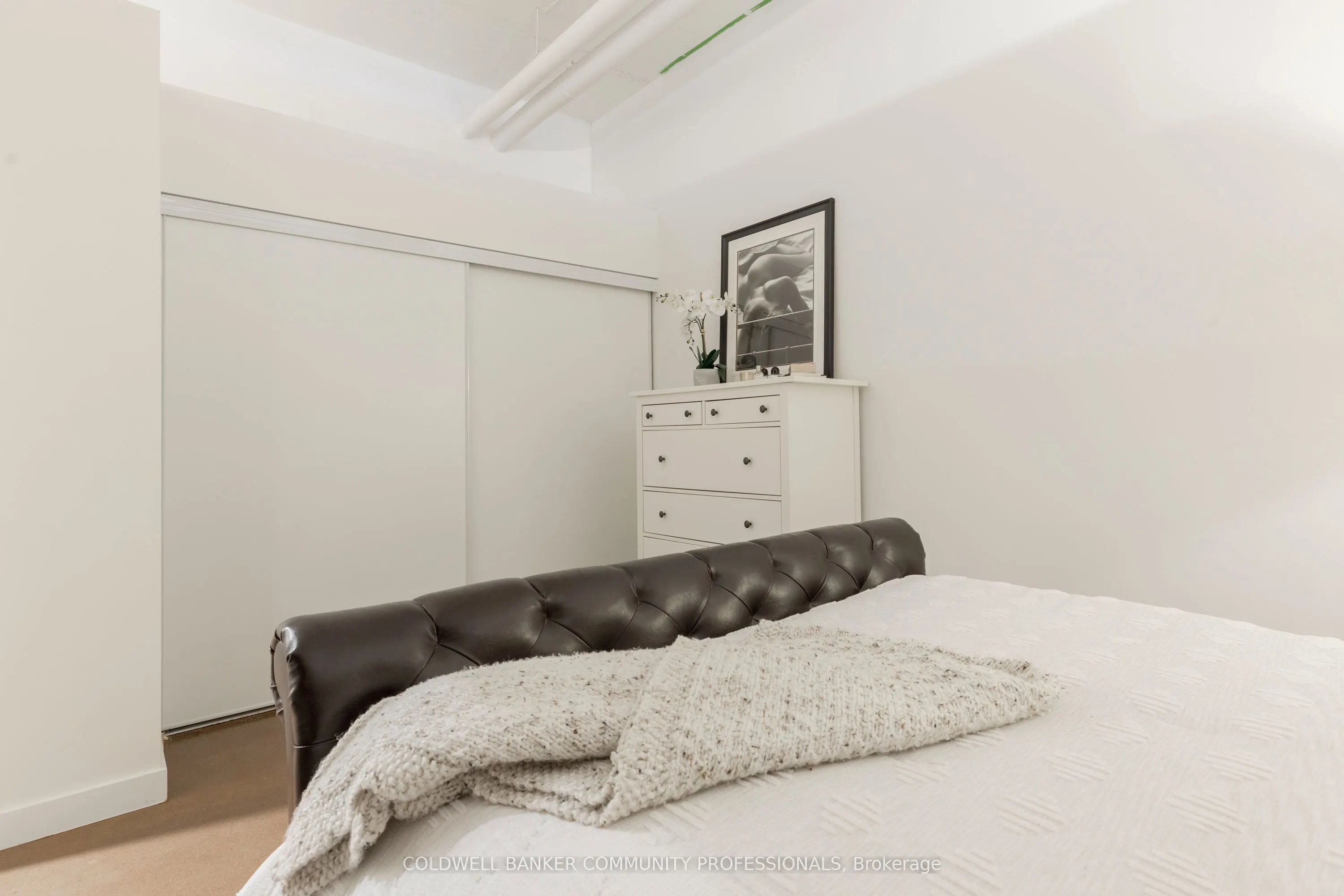 66 Bay Street S #410