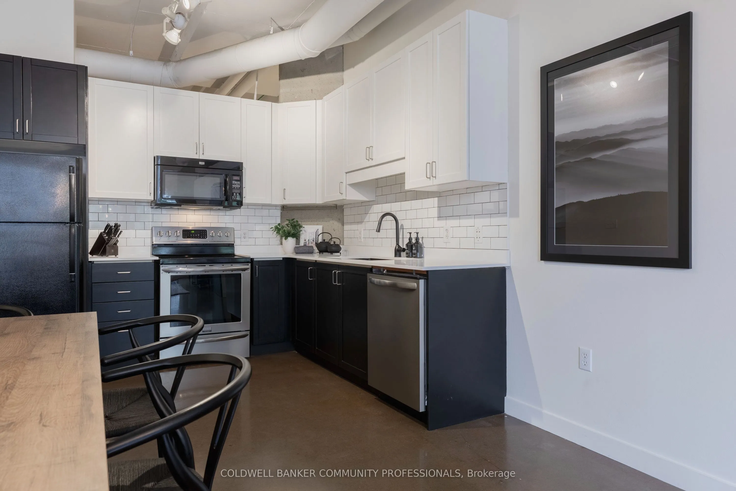 66 Bay Street S #410