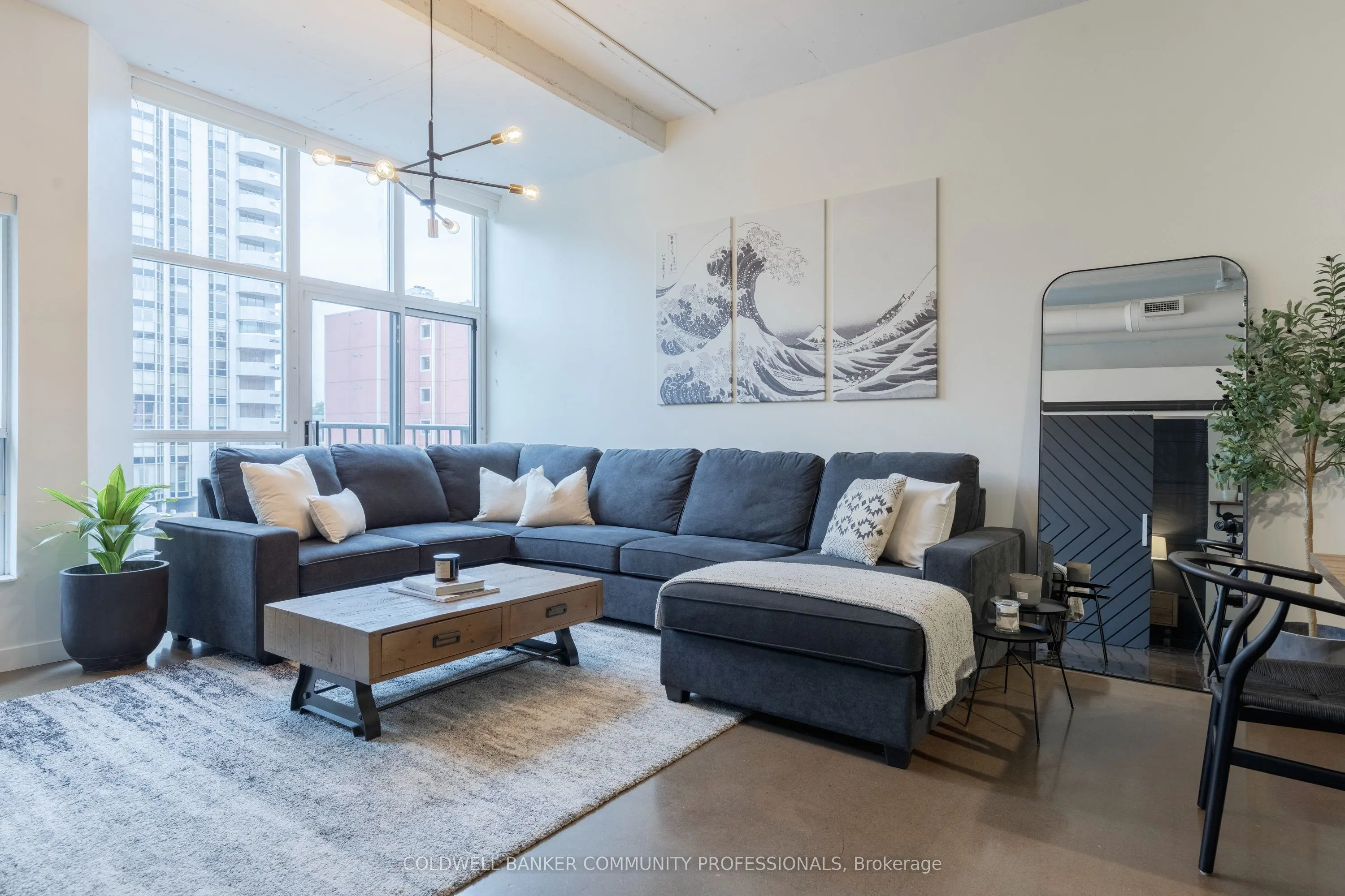 66 Bay Street S #410