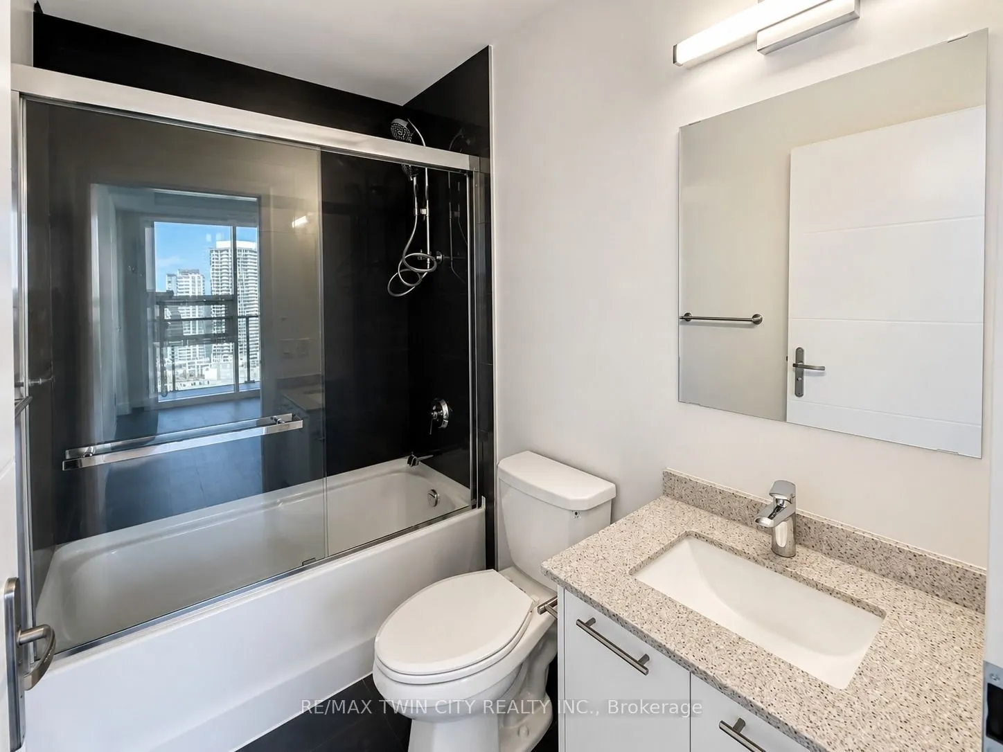 30 Francis Street S #3311