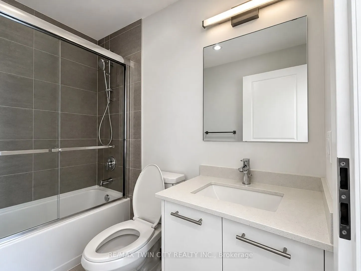 30 Francis Street S #3311