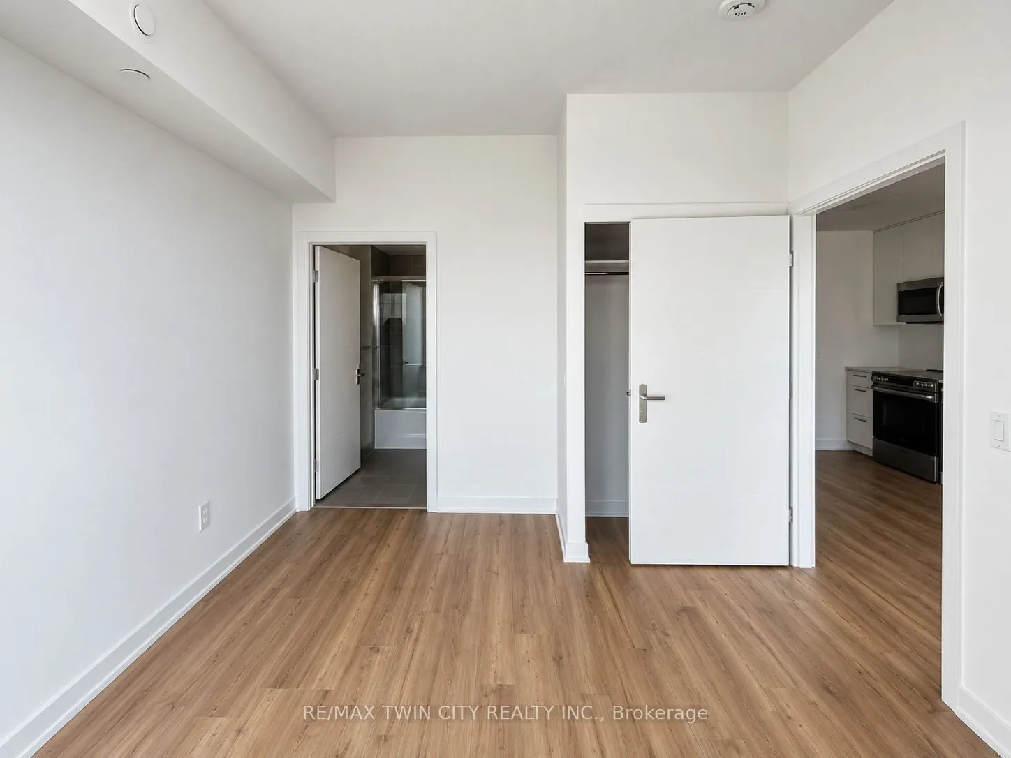 30 Francis Street S #3311