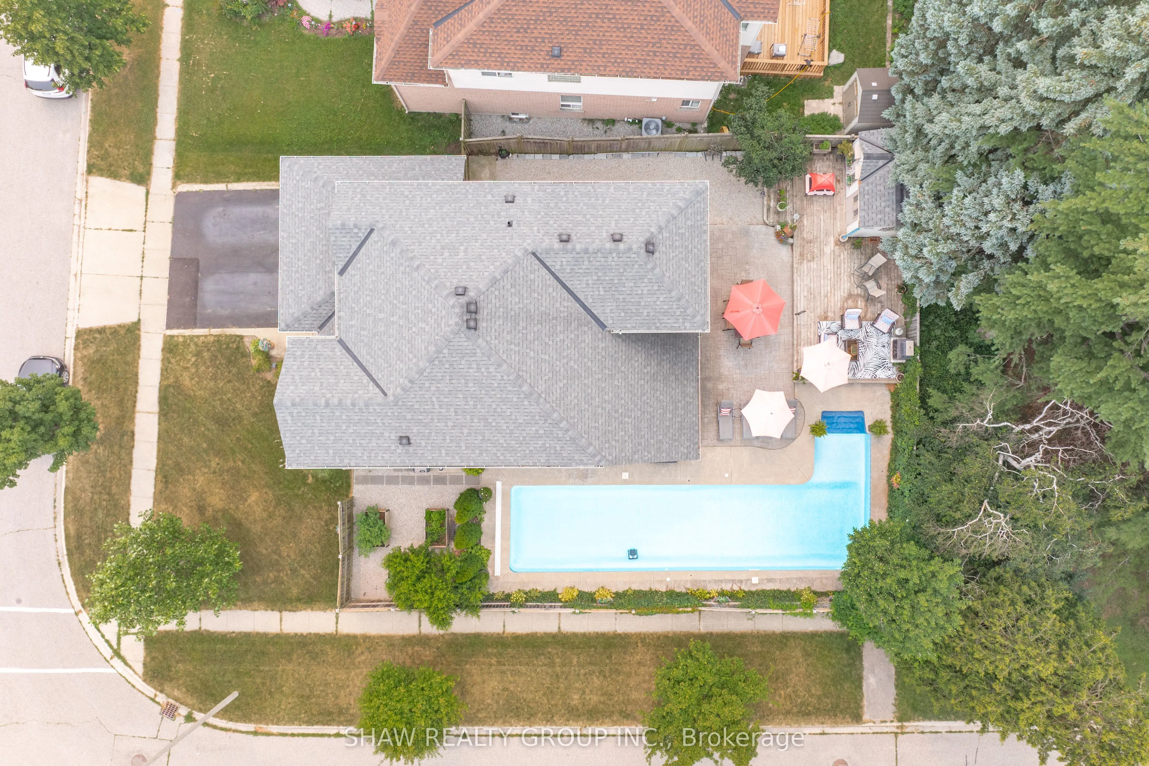 79 Beaverbrook Crescent