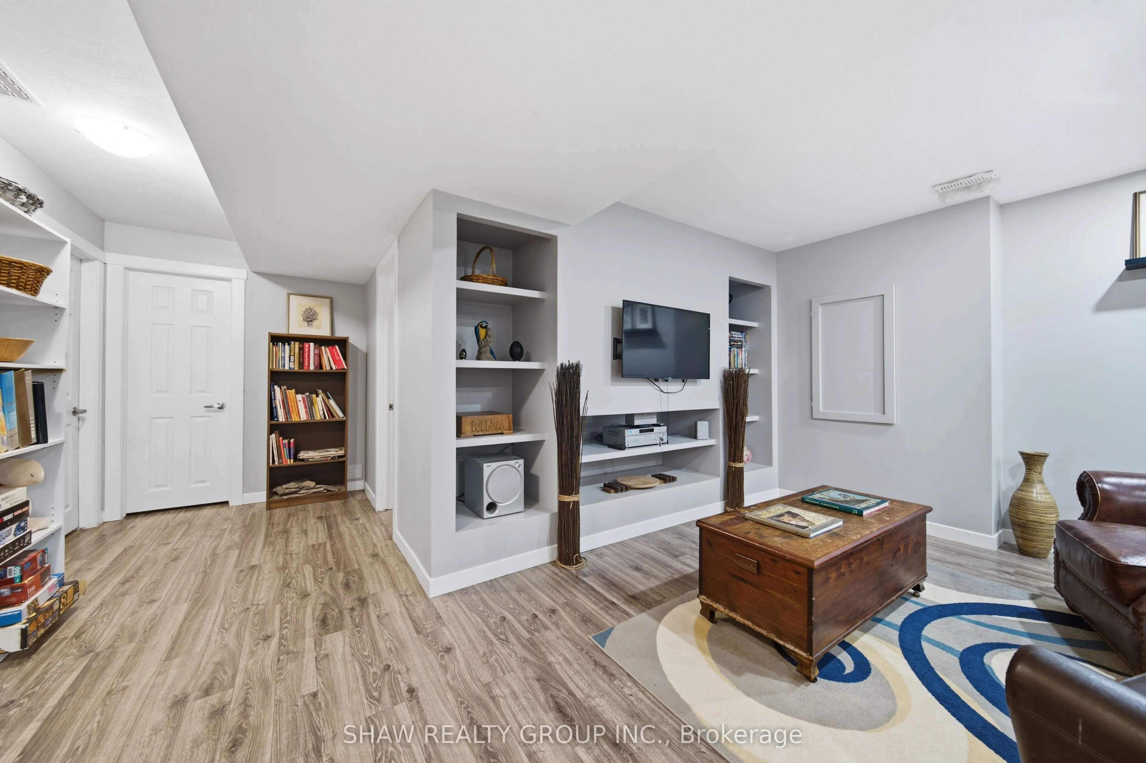 79 Beaverbrook Crescent