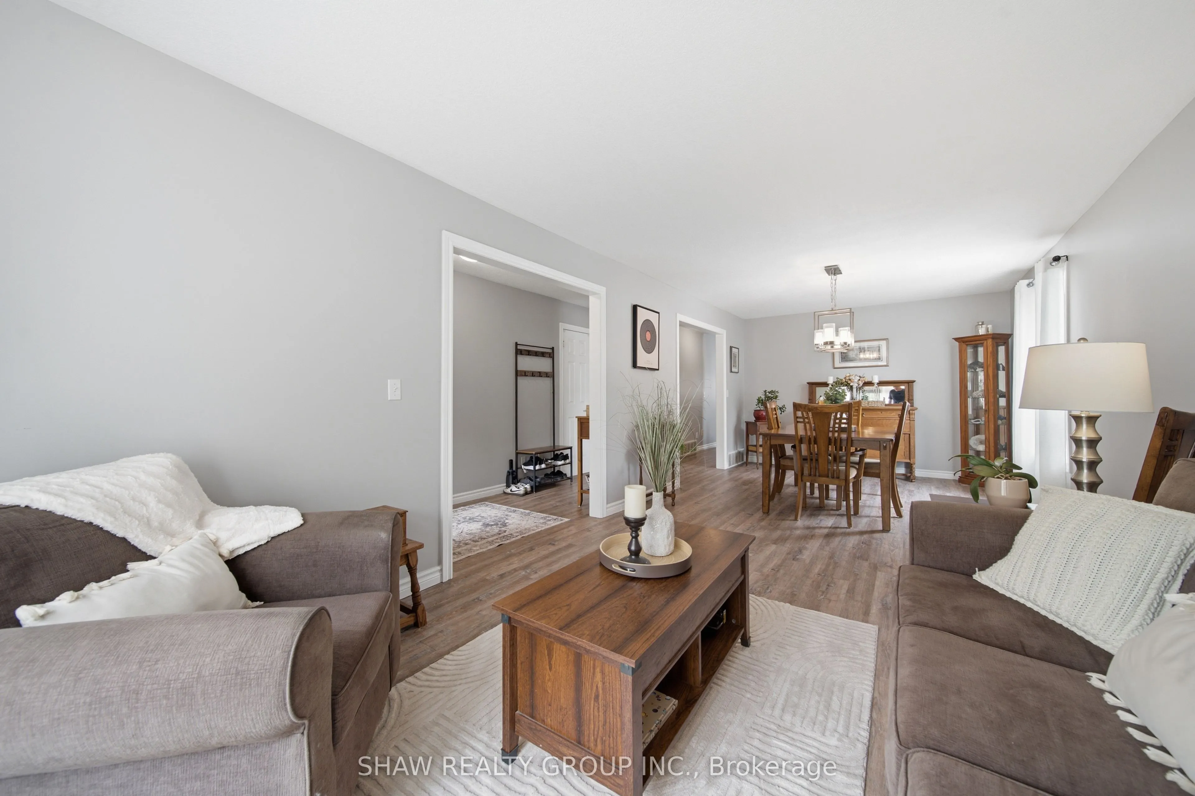 79 Beaverbrook Crescent