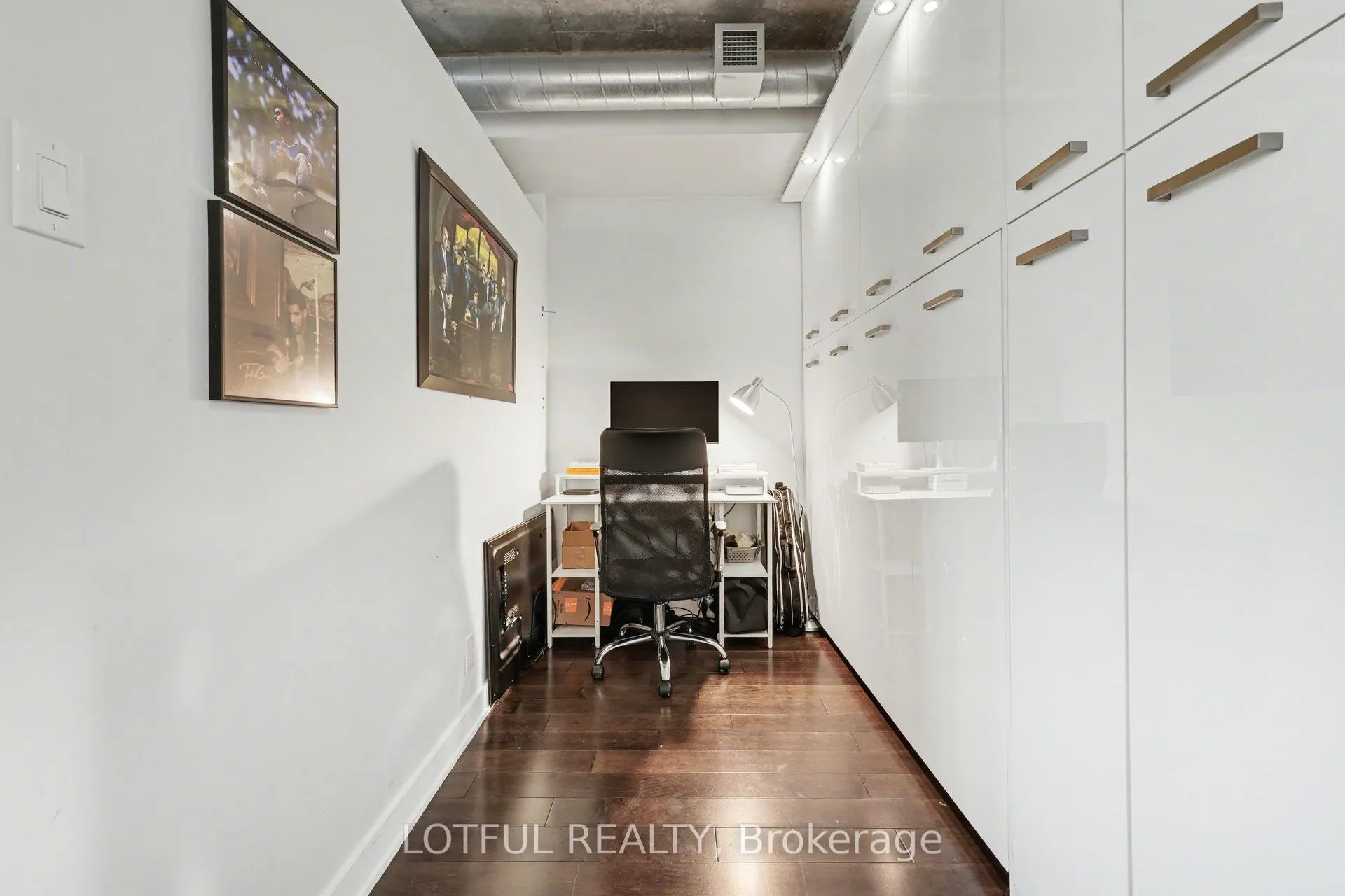 340 Mcleod Street #544