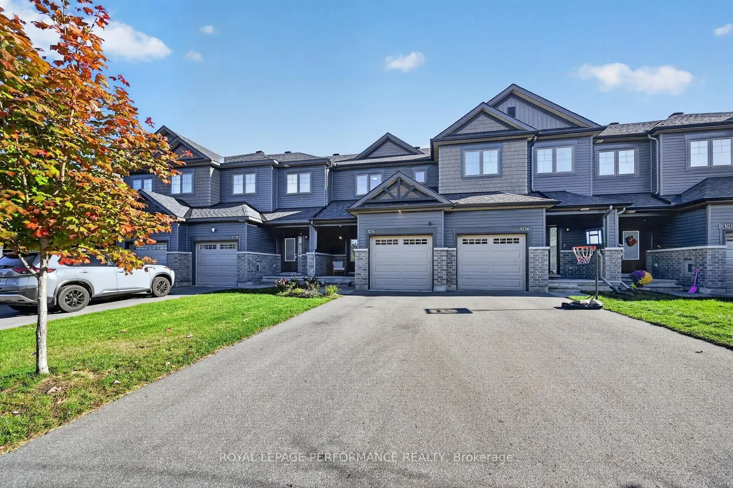 1016 Kijik Crescent