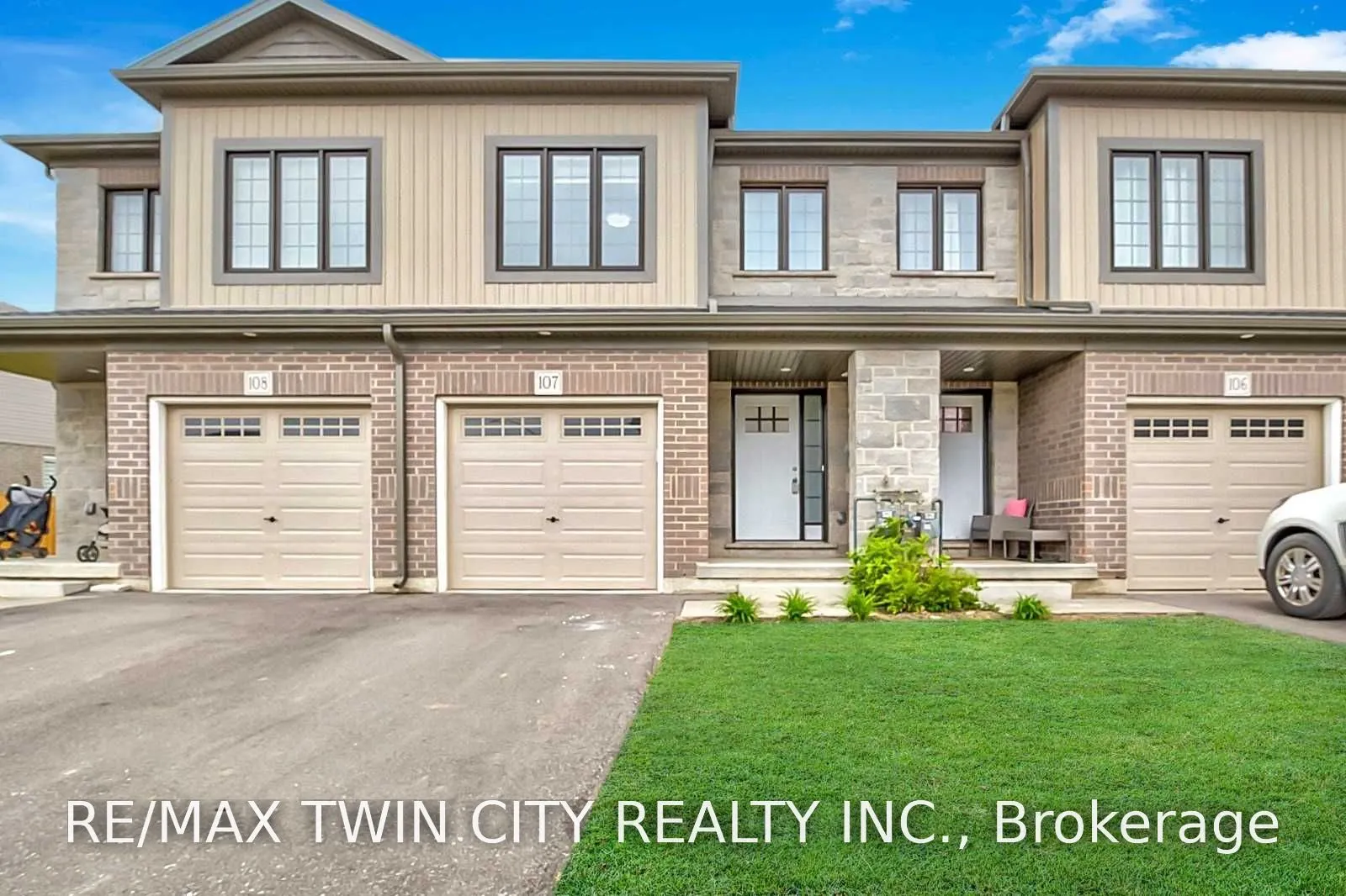 135 Hardcastle Drive #107