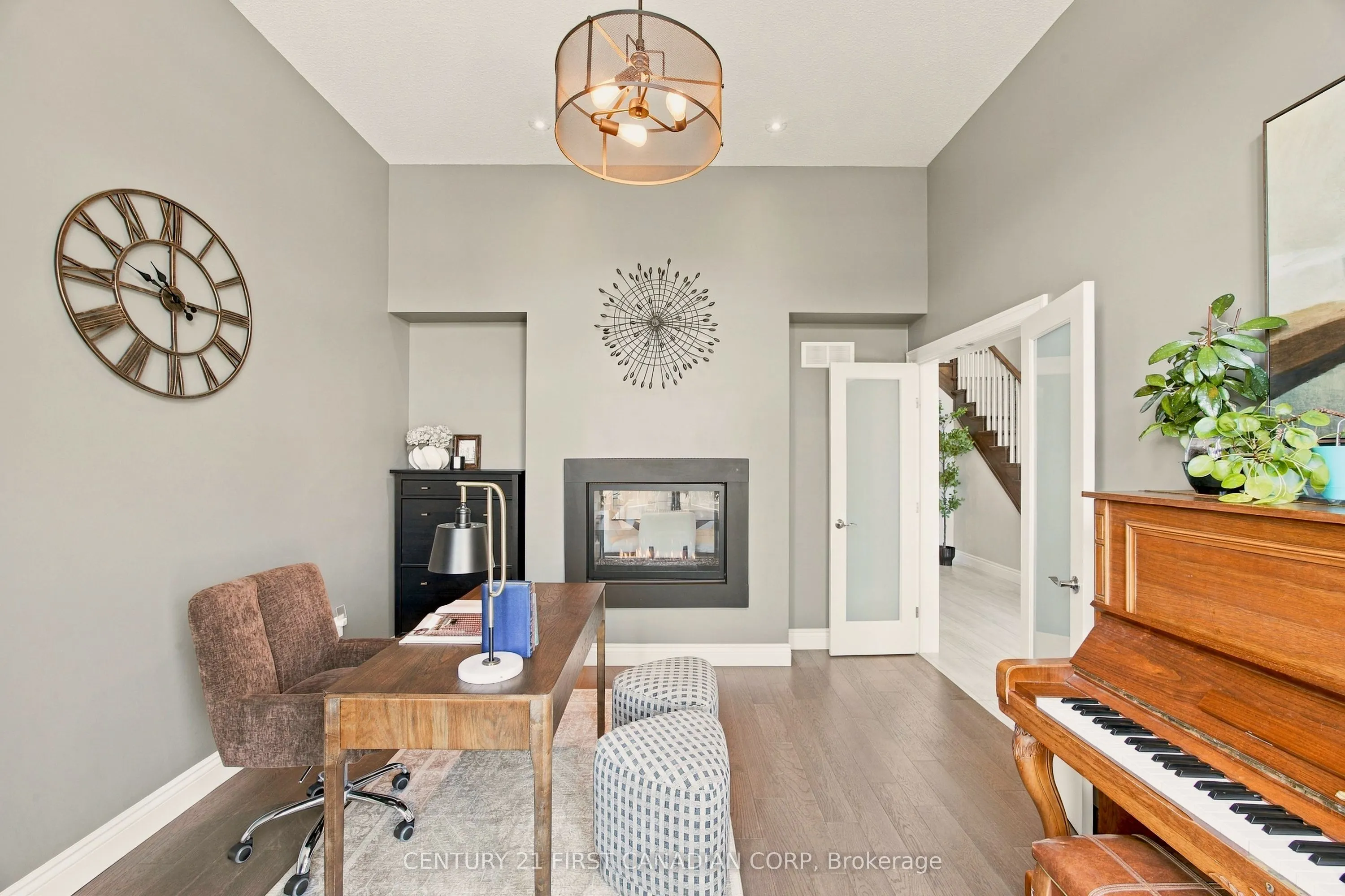 1935 Canvas Way