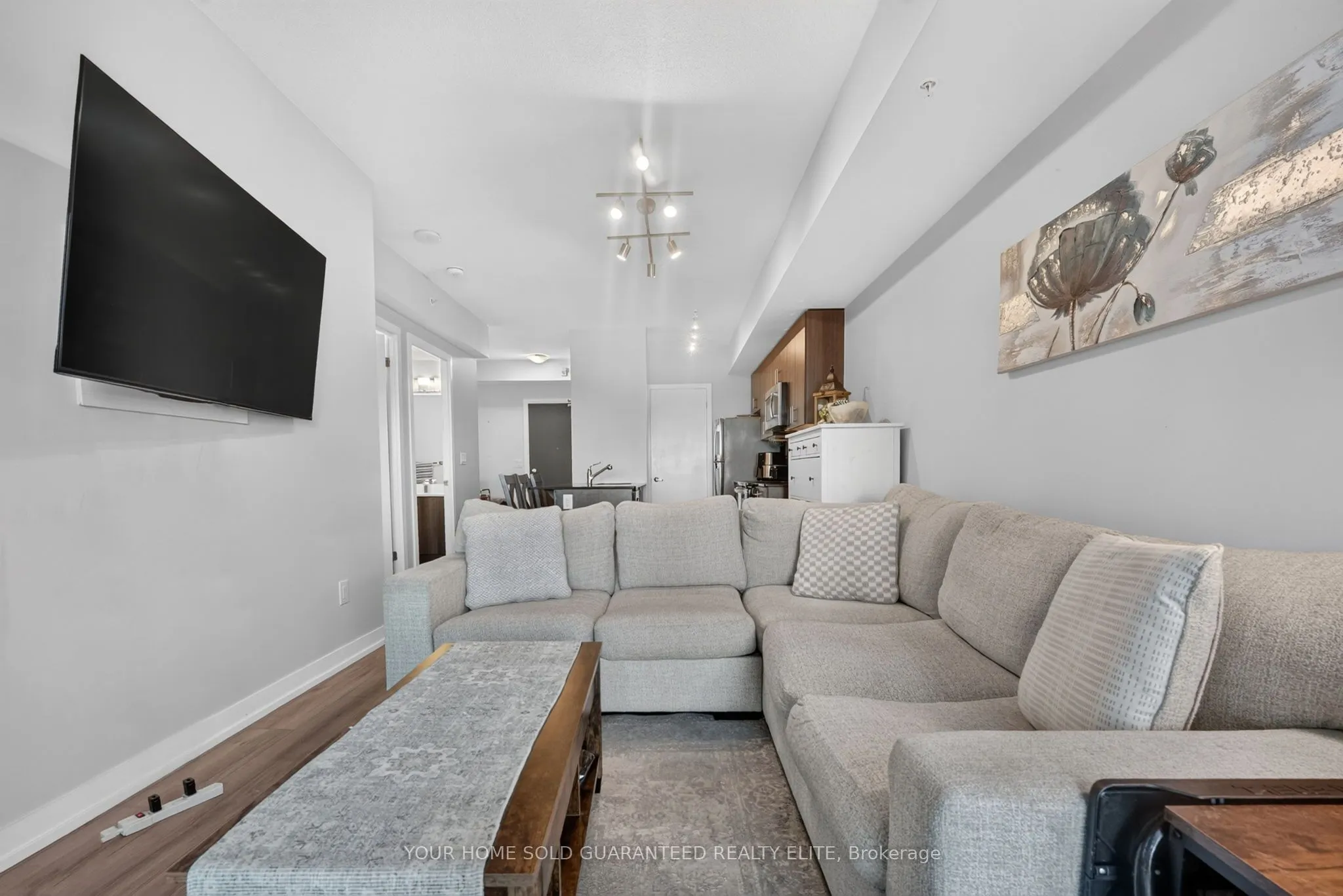 550 North Service Road #412