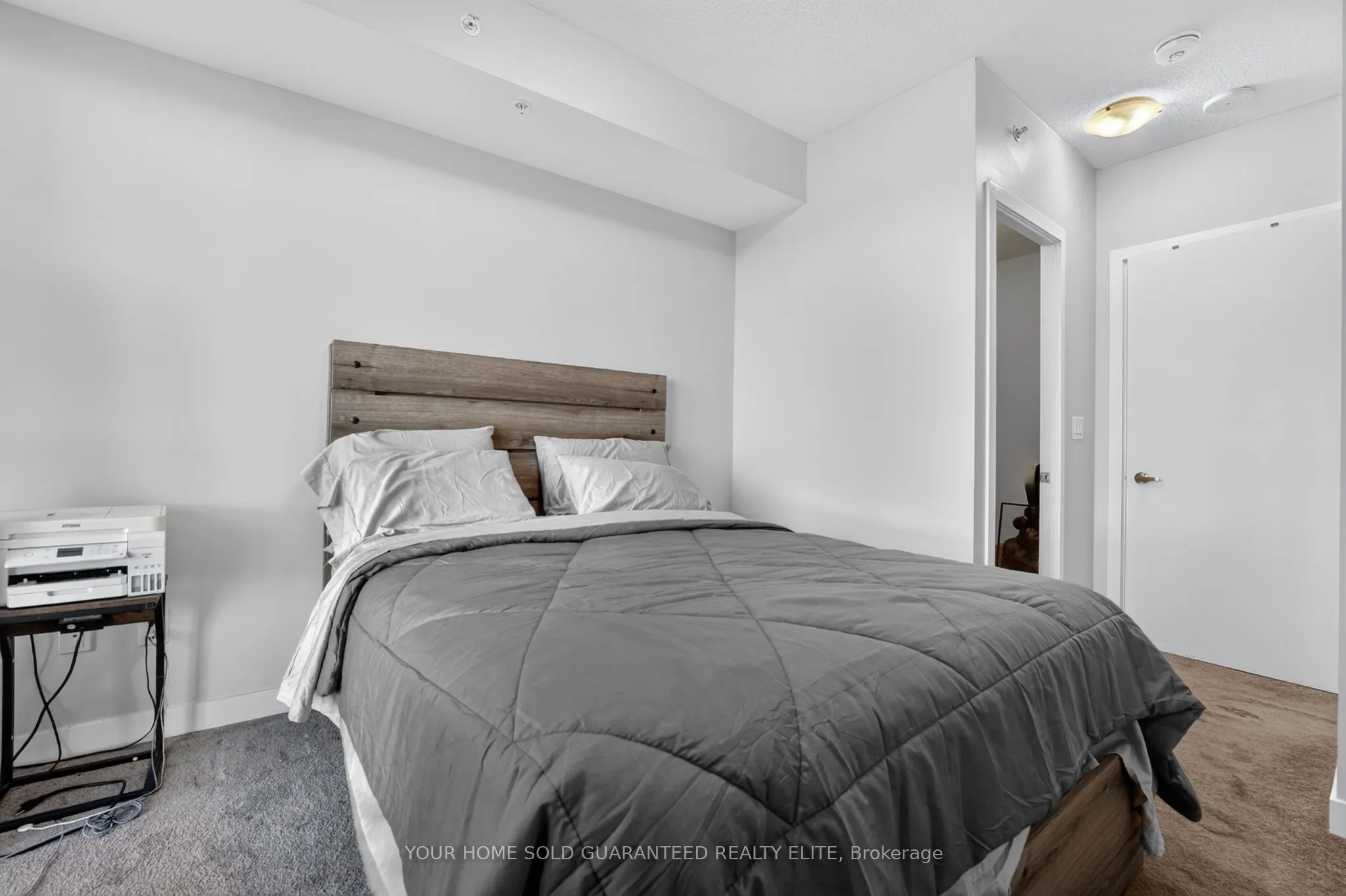550 North Service Road #412
