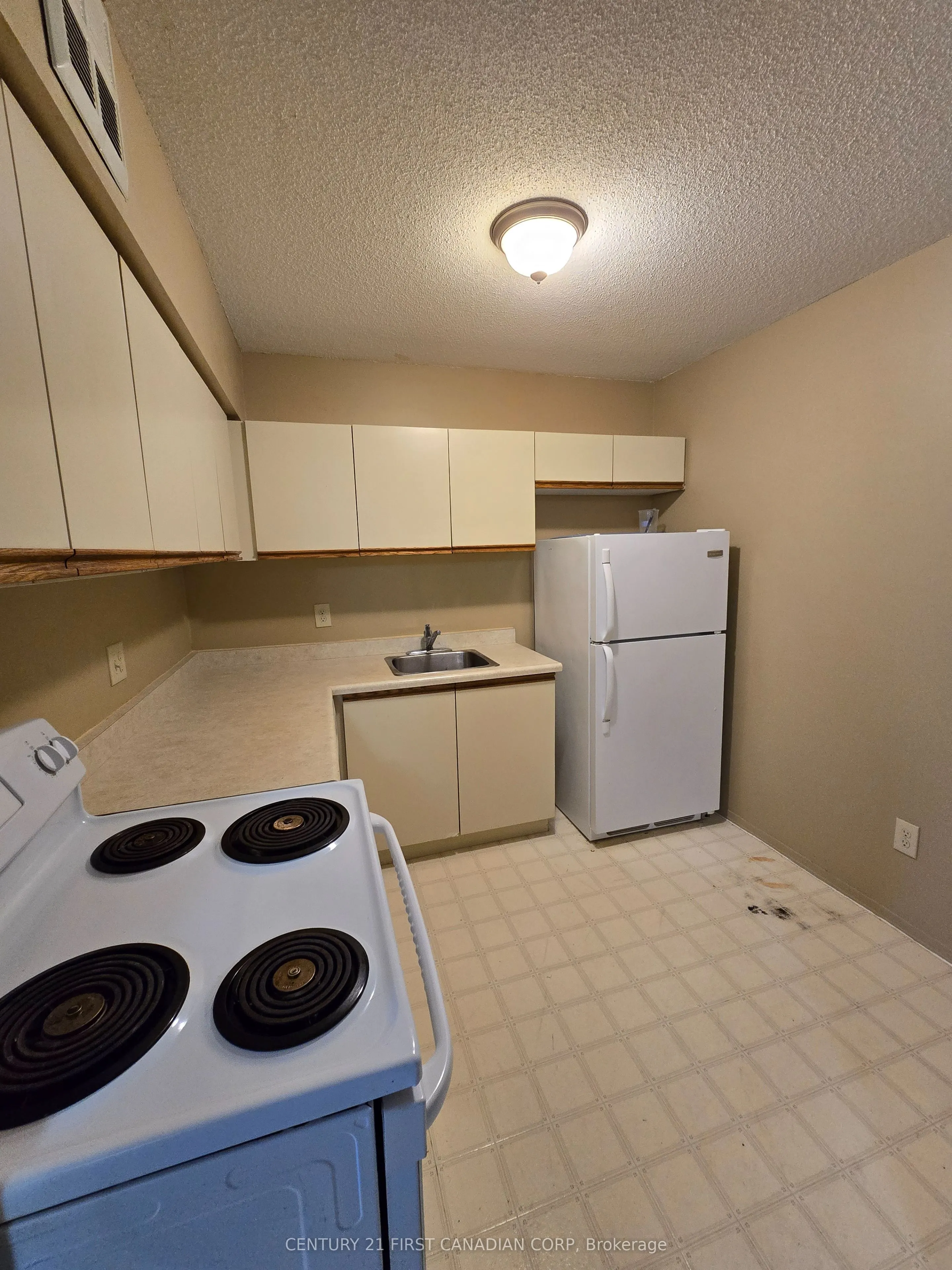 5 Jacksway Crescent #208