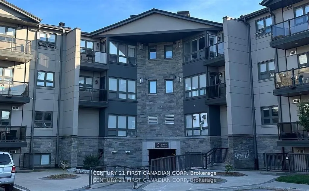 5 Jacksway Crescent #208