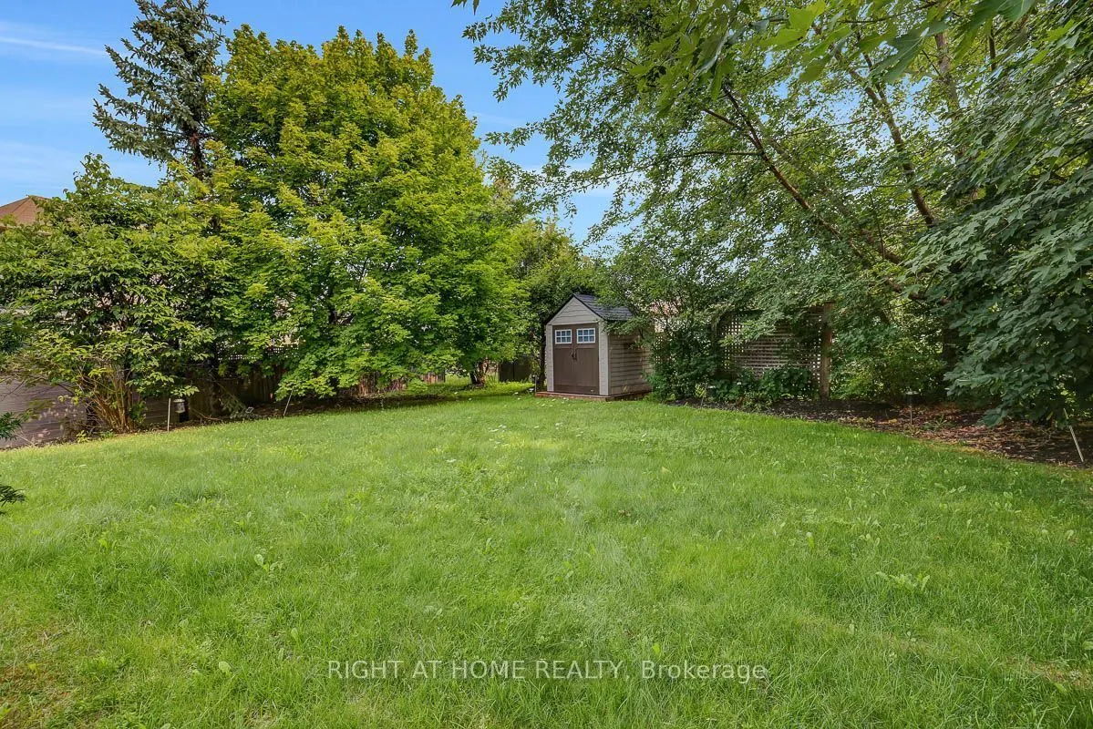 514 Landswood Way