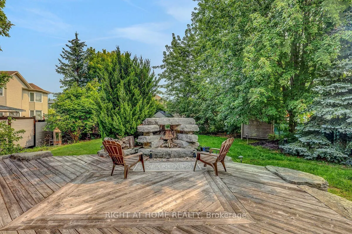 514 Landswood Way