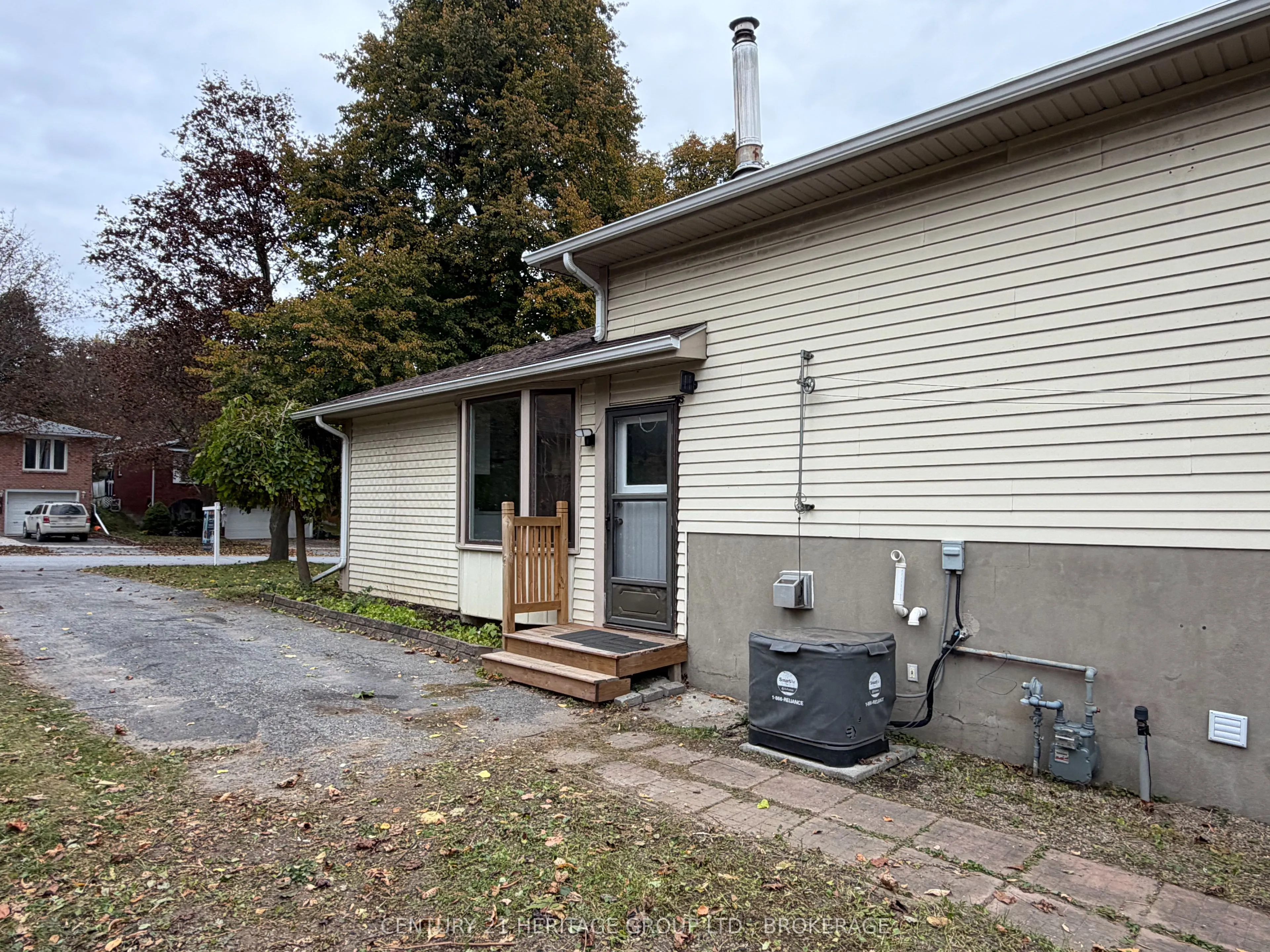 150 Dauphin Avenue