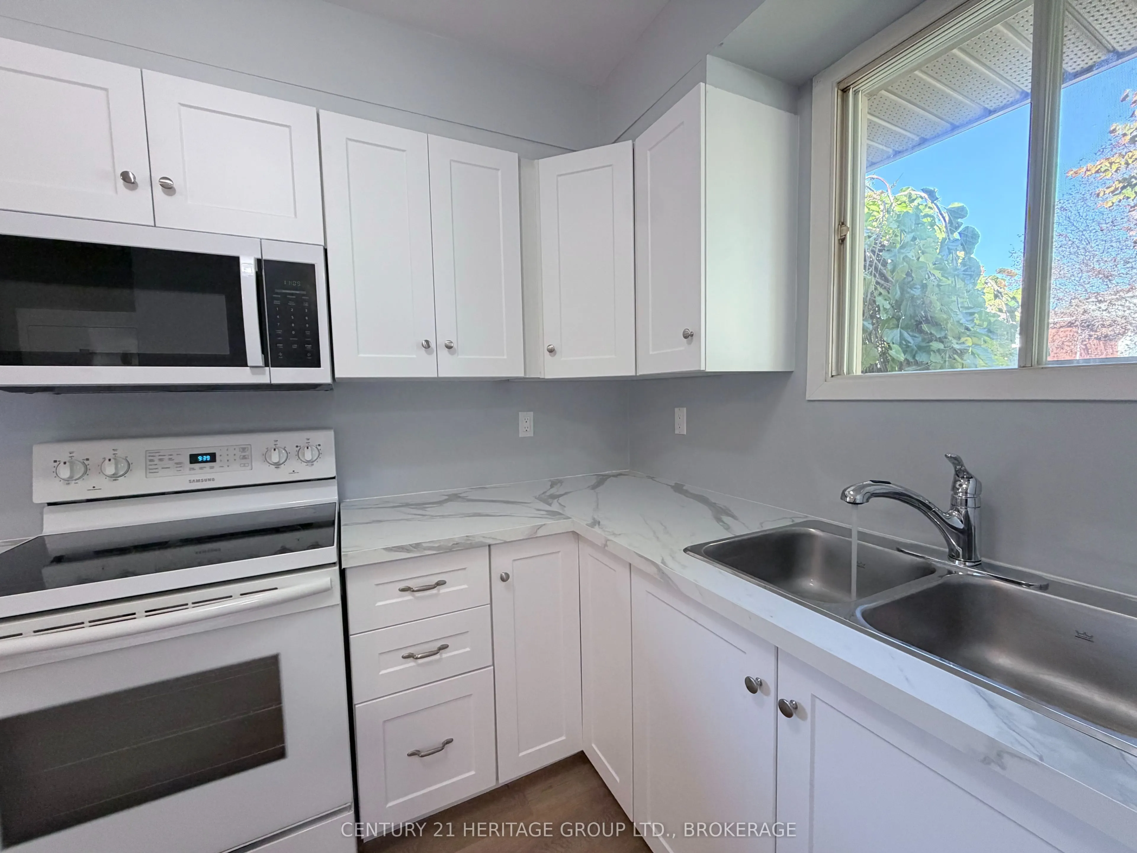 150 Dauphin Avenue