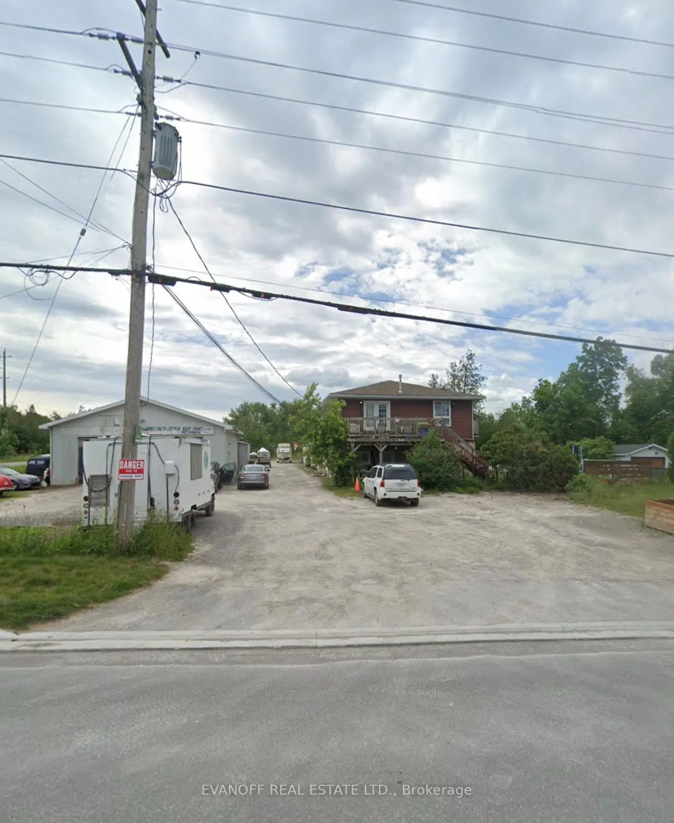 96 Ellice Street
