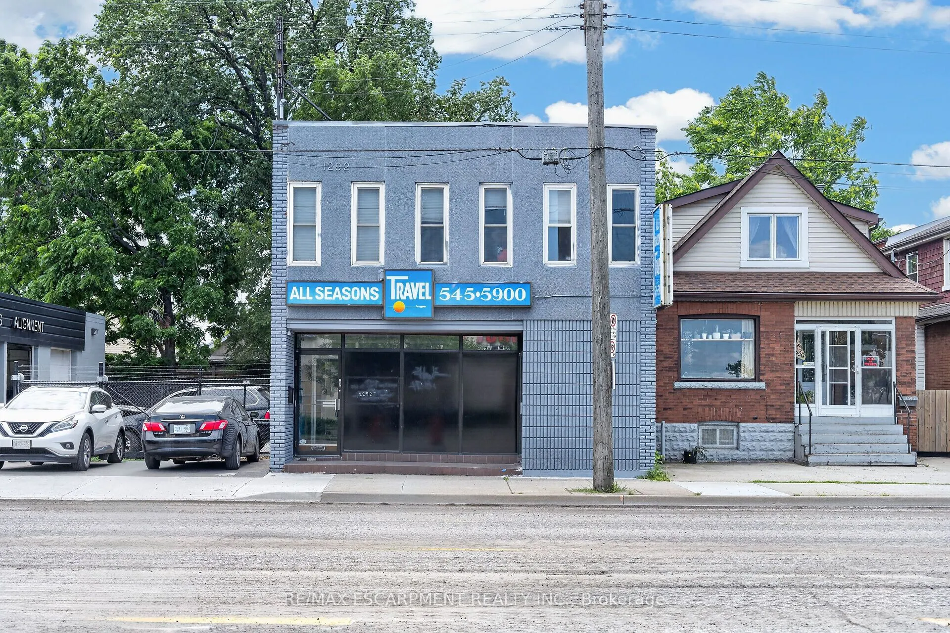 1292 Barton Street E