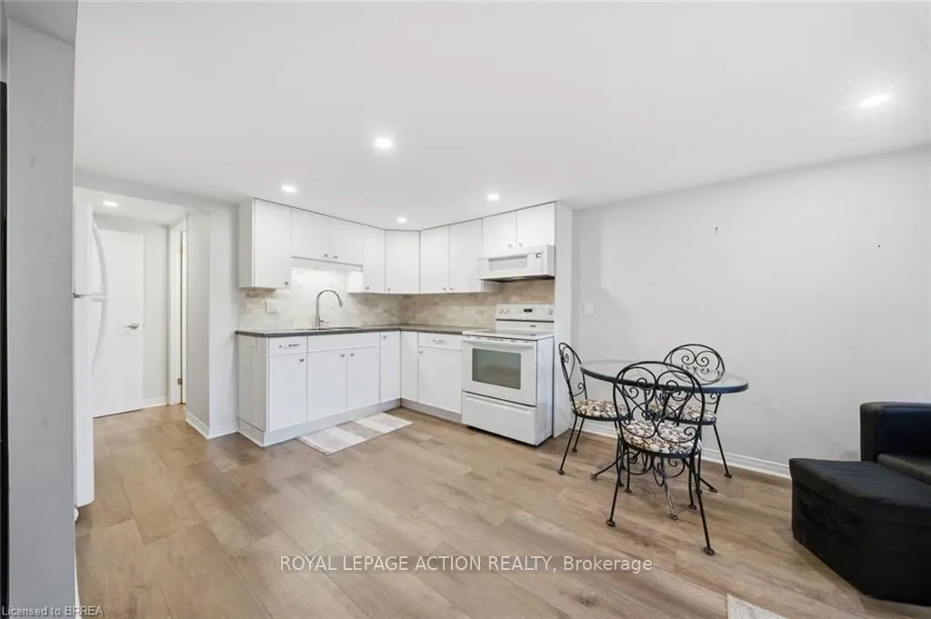 222 St George Street