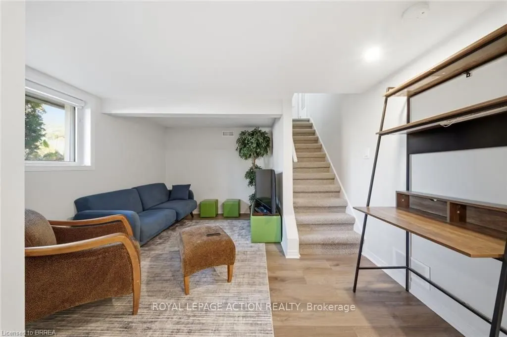 222 St George Street