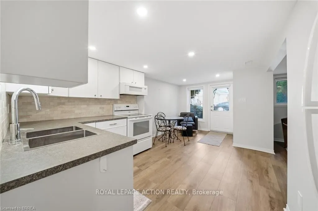 222 St George Street
