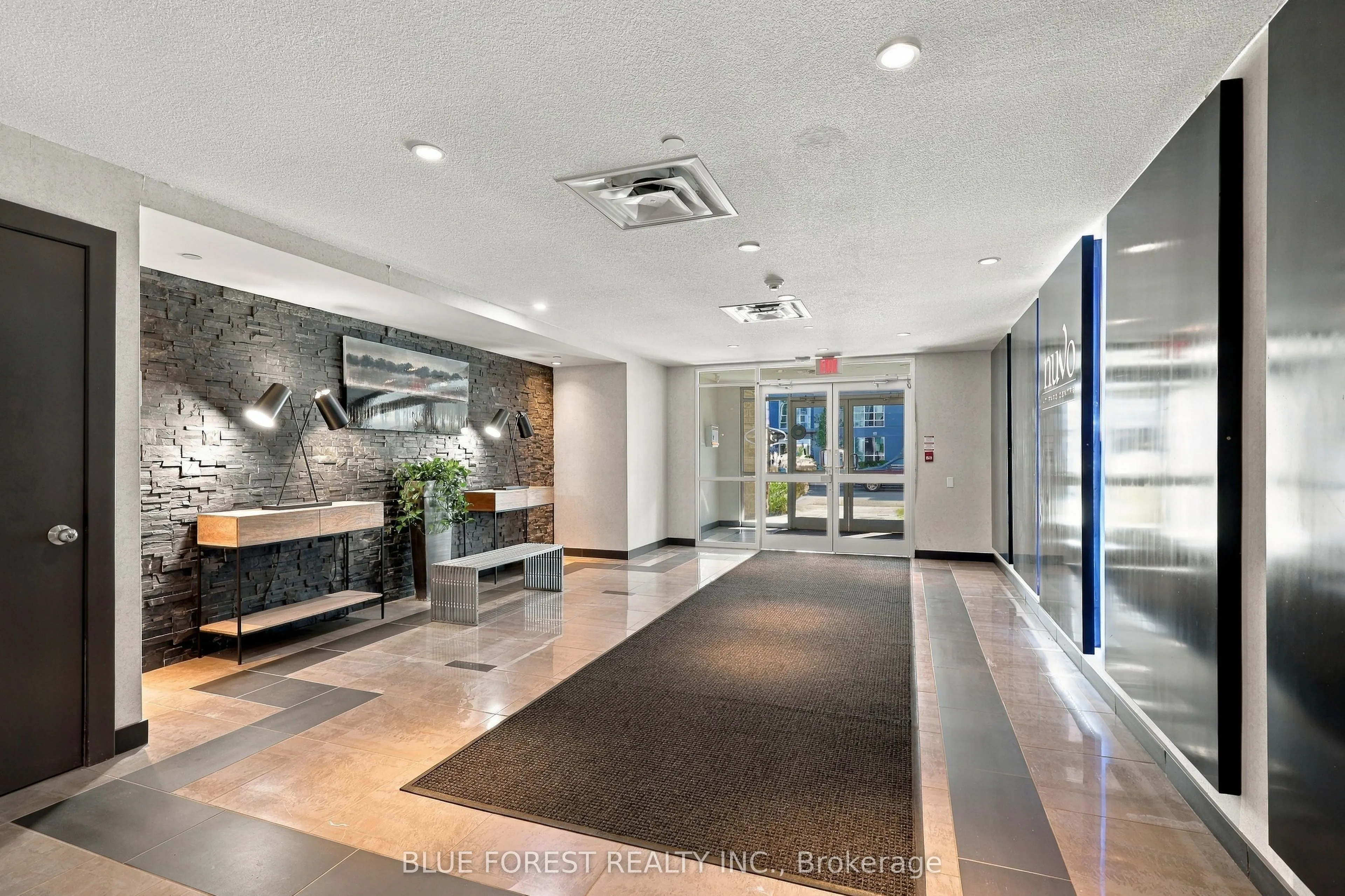 320 Sugarcreek Trail #205